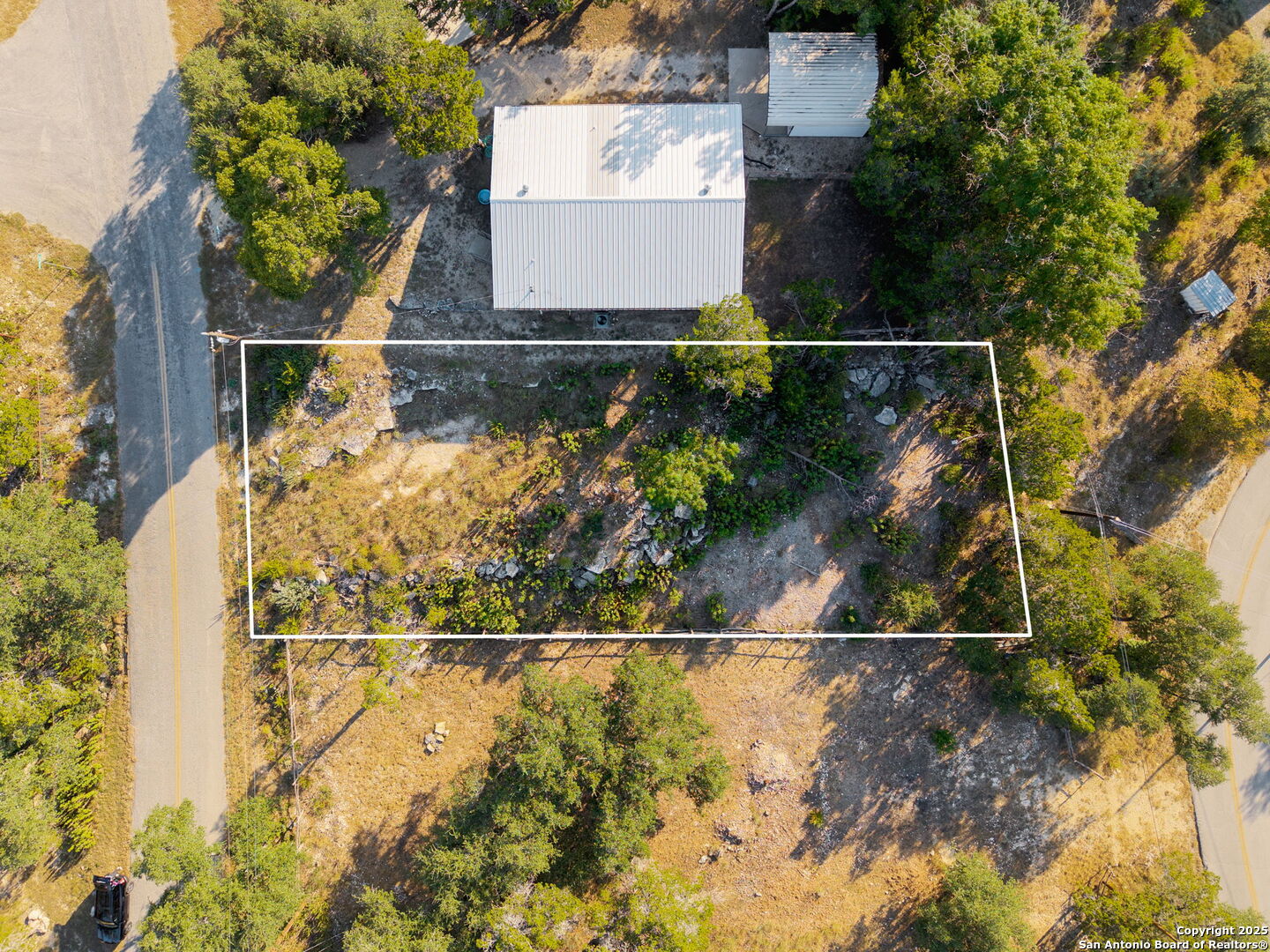 main property photo 4