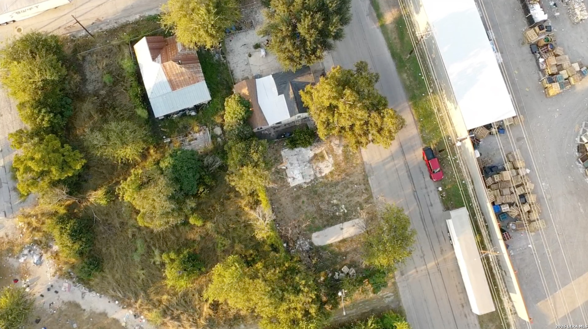 main property photo 6