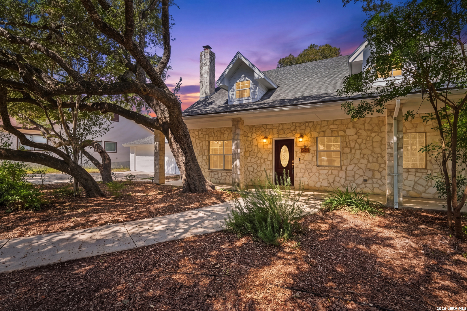 main property photo 2