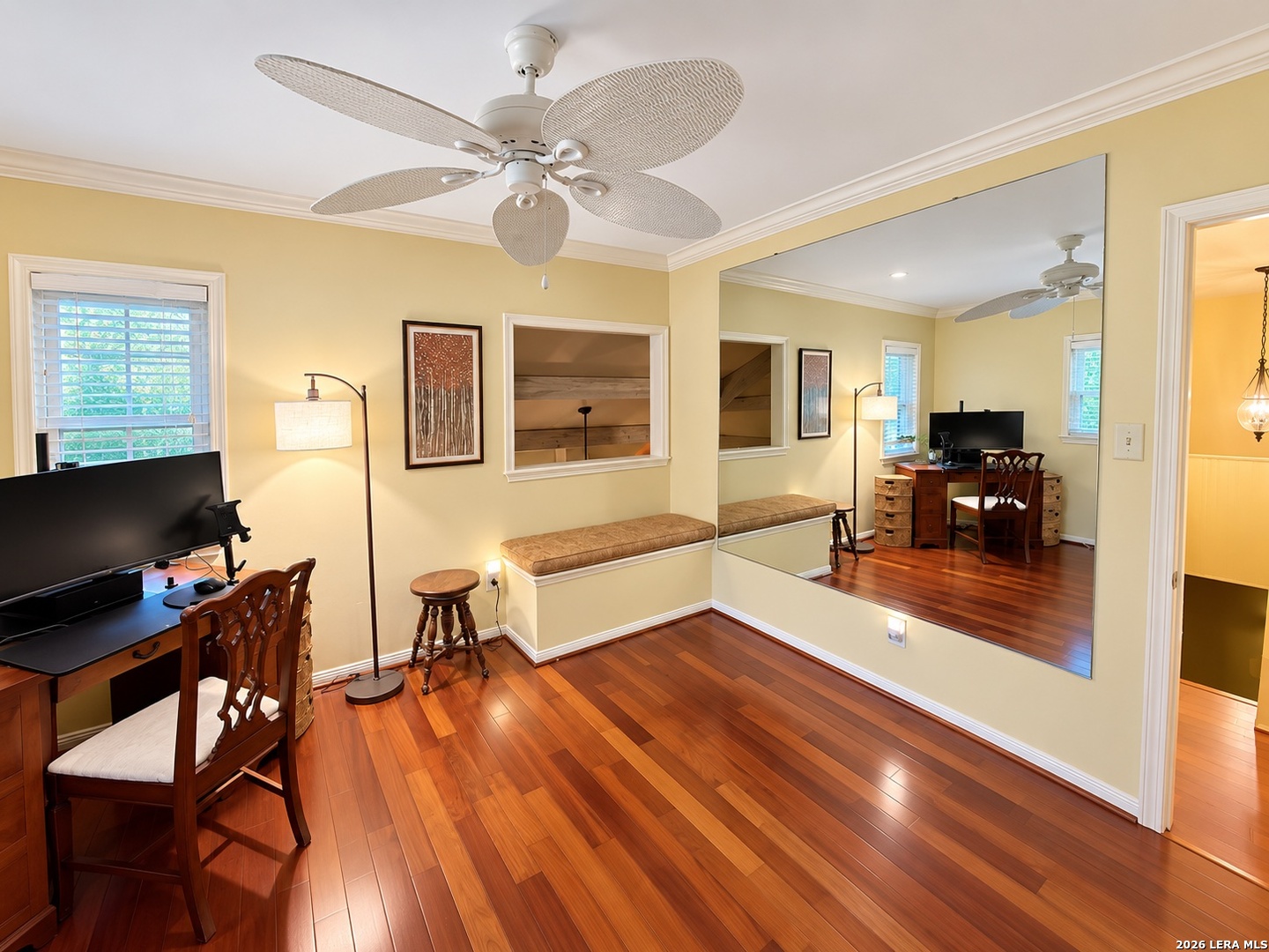 main property photo 30
