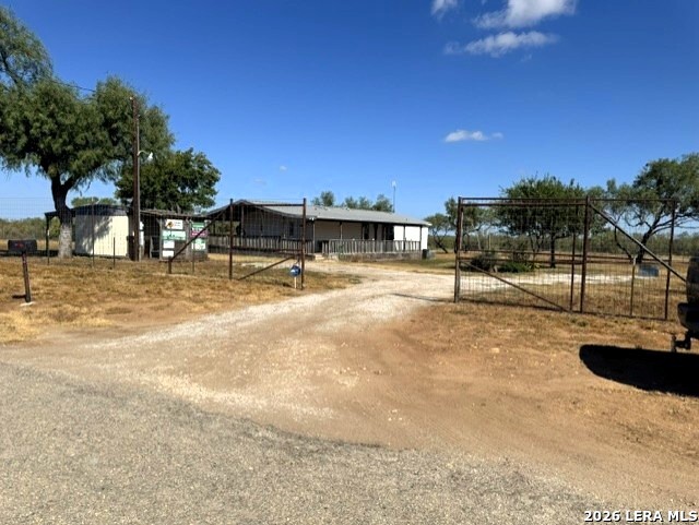 main property photo 13