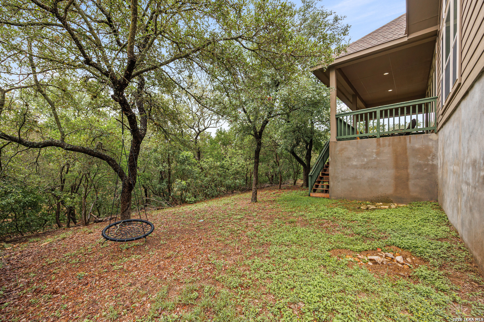 main property photo 35
