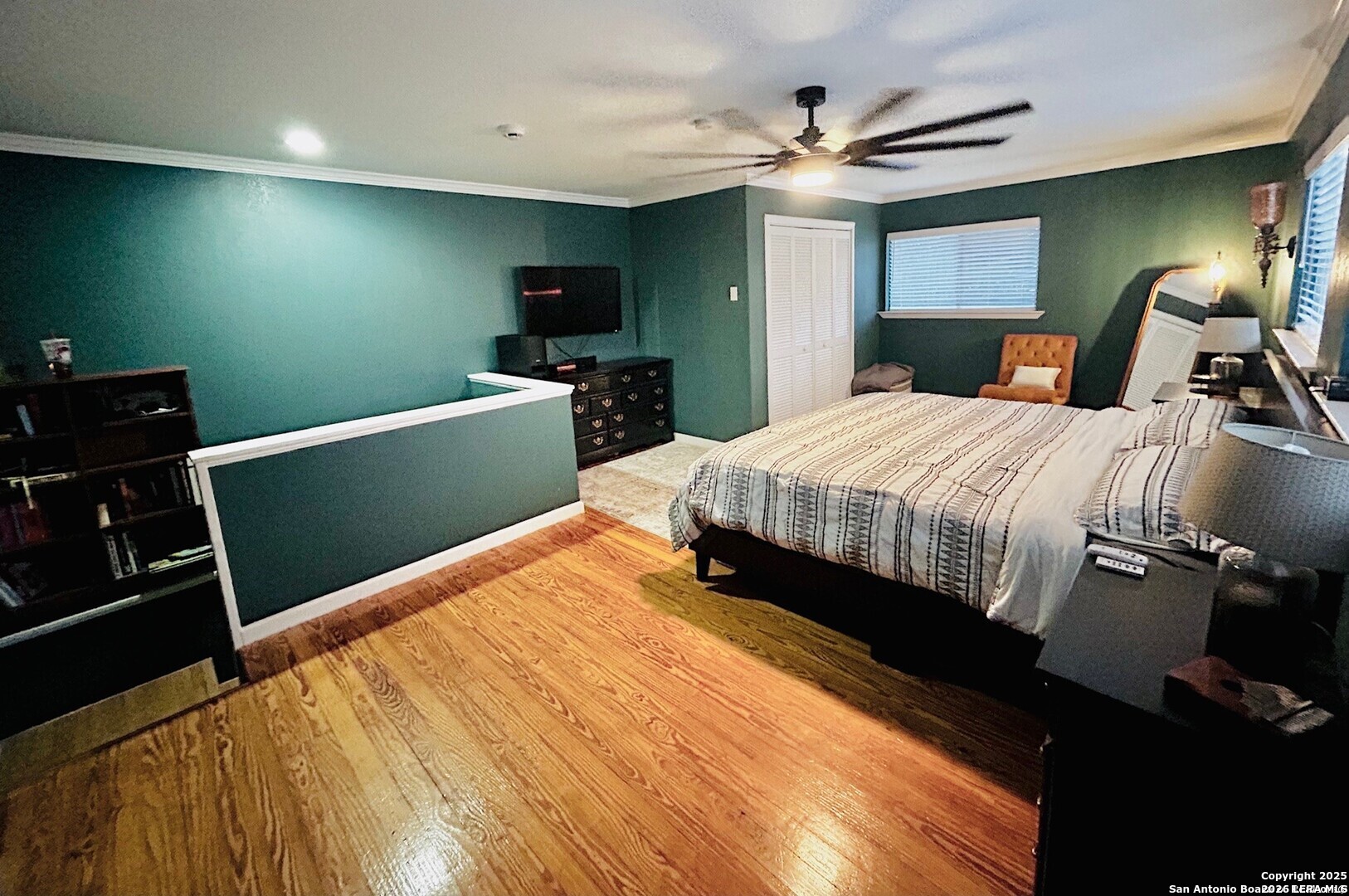 main property photo 11
