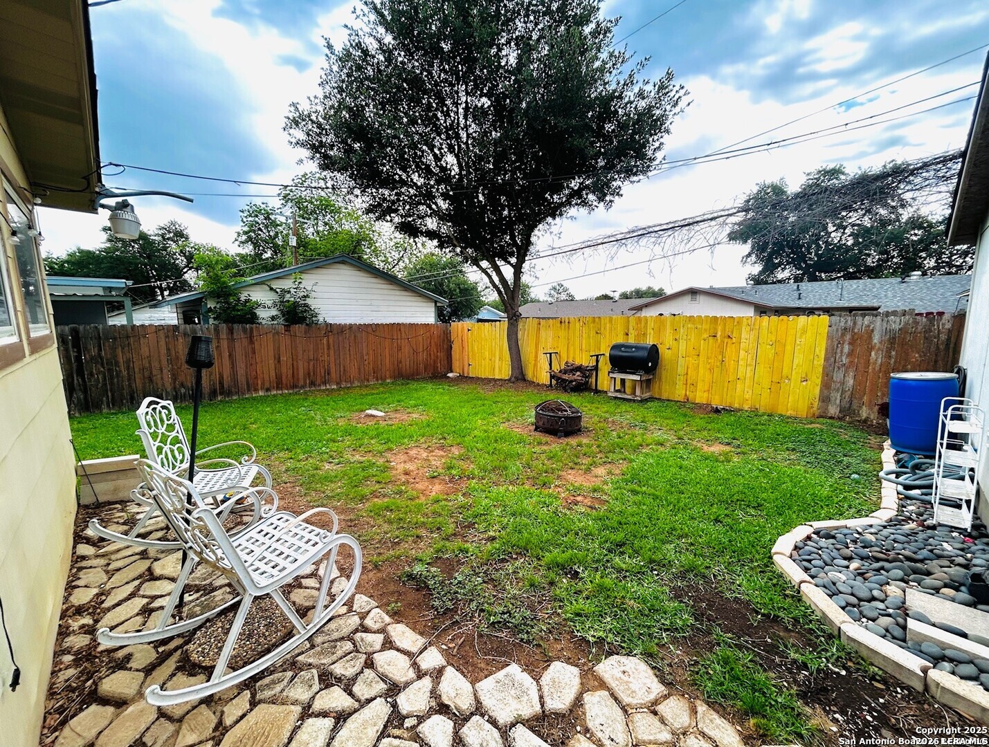 main property photo 14