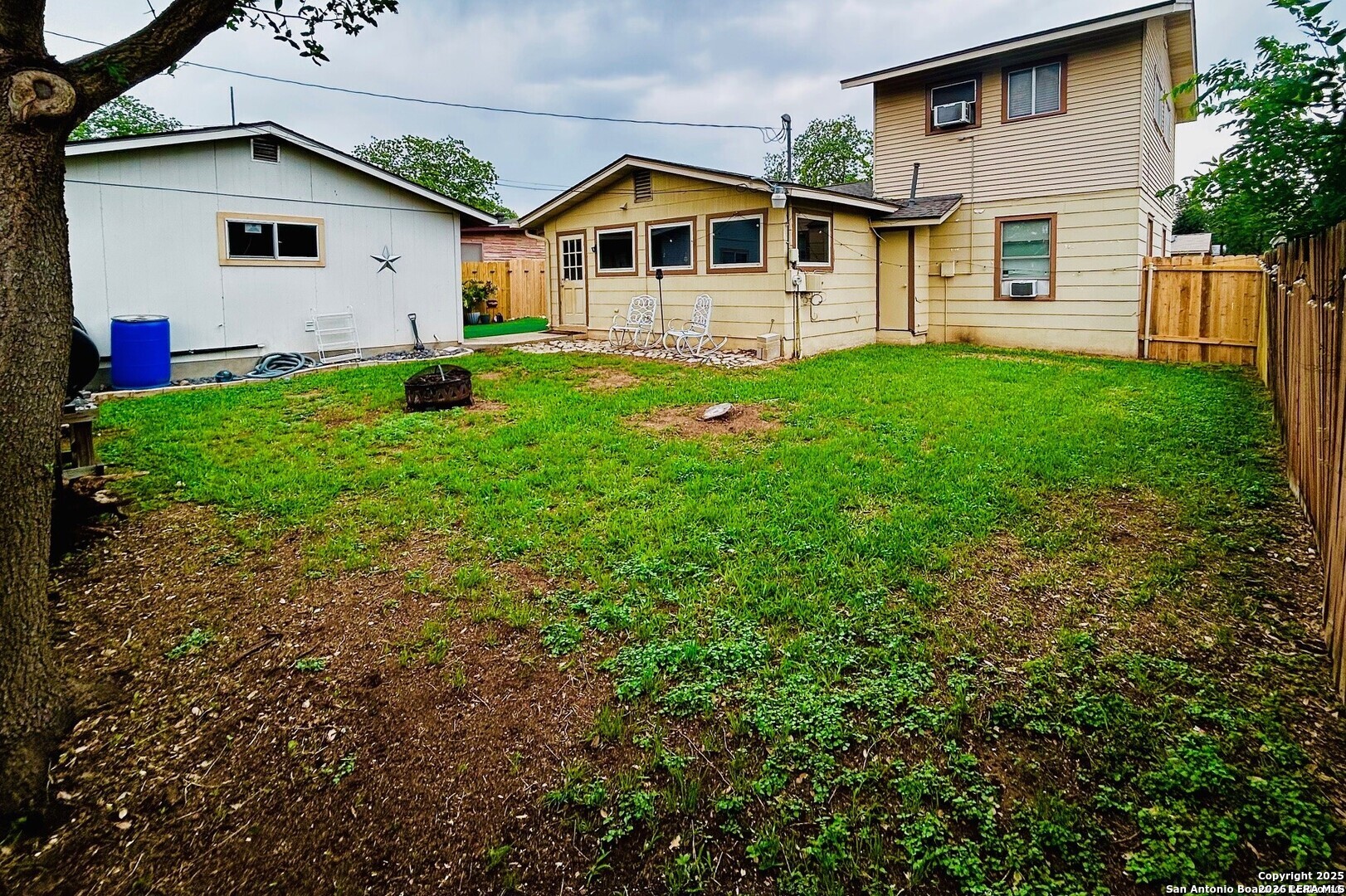 main property photo 15