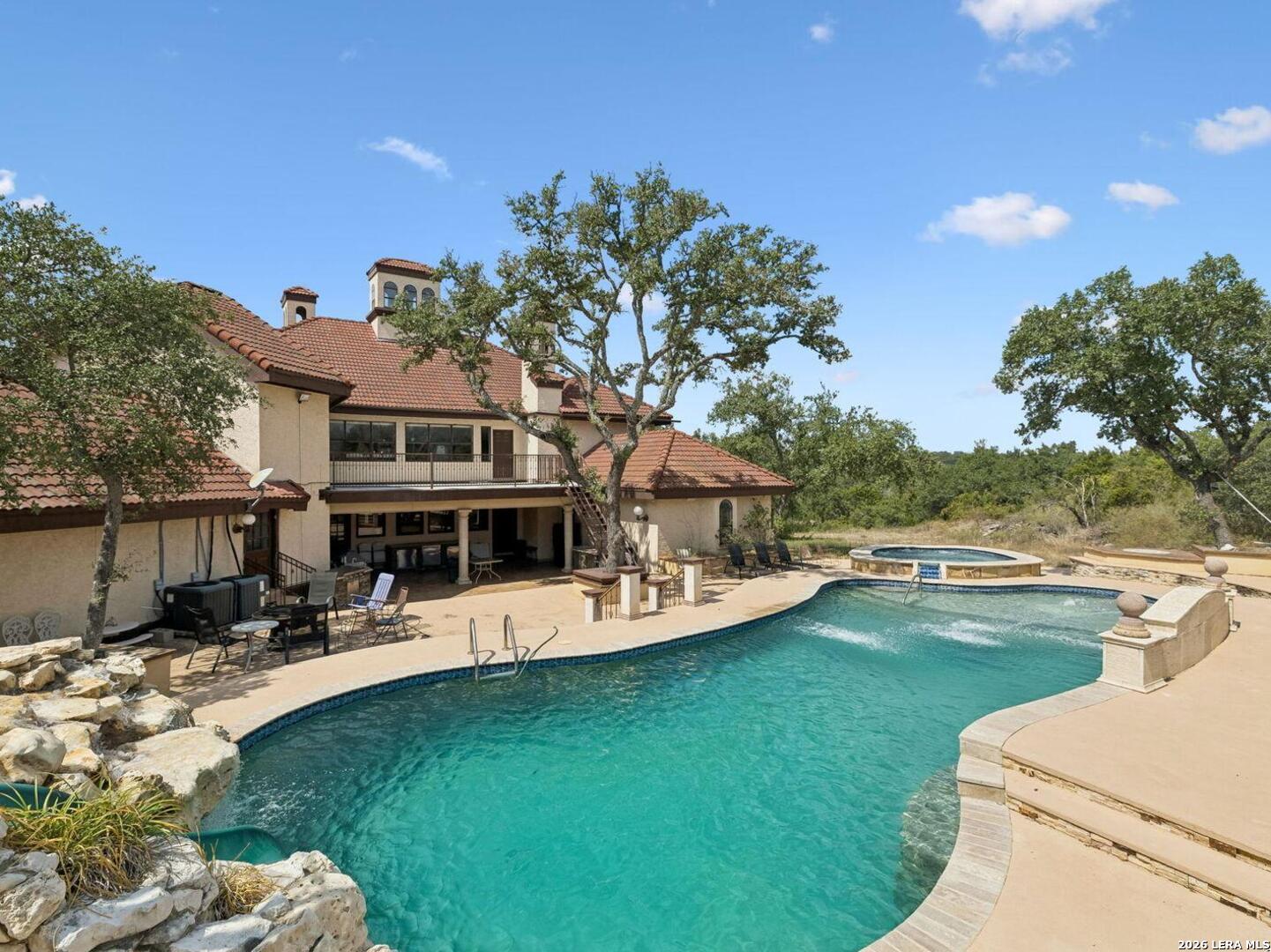 main property photo 101