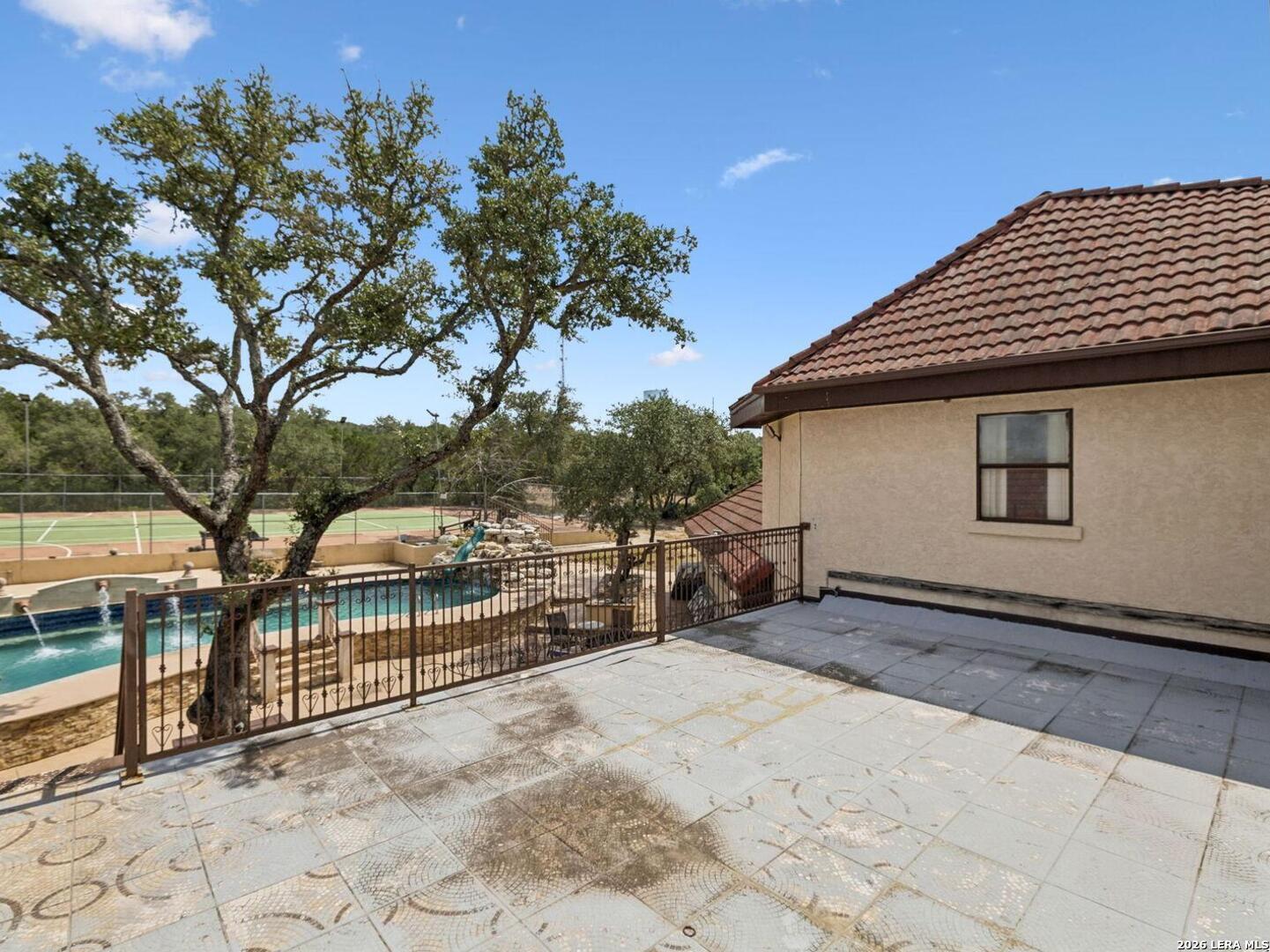 main property photo 70