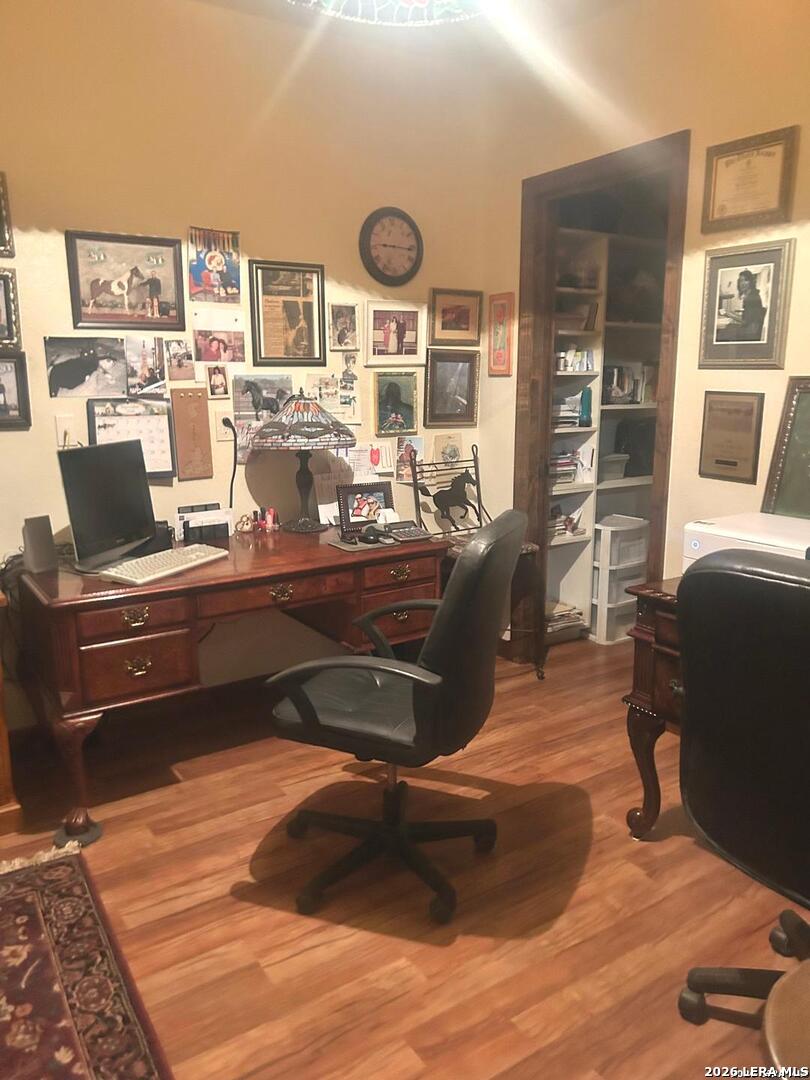 main property photo 17