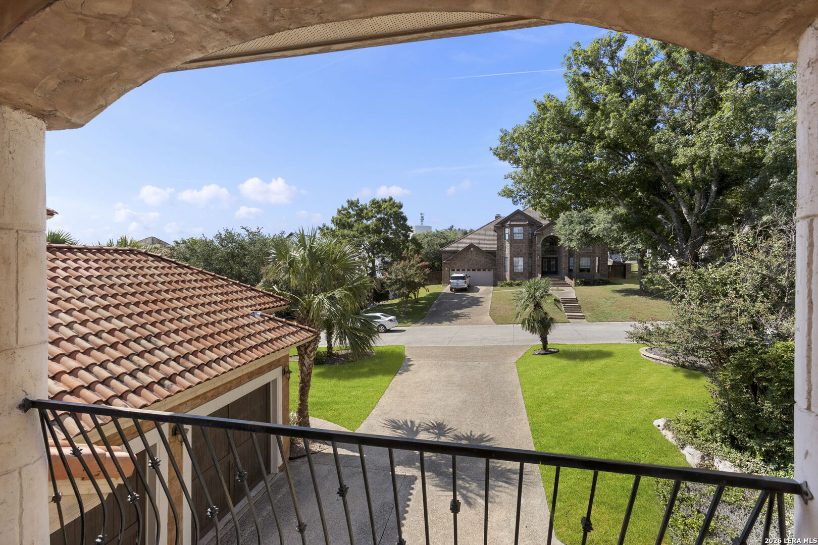 main property photo 45