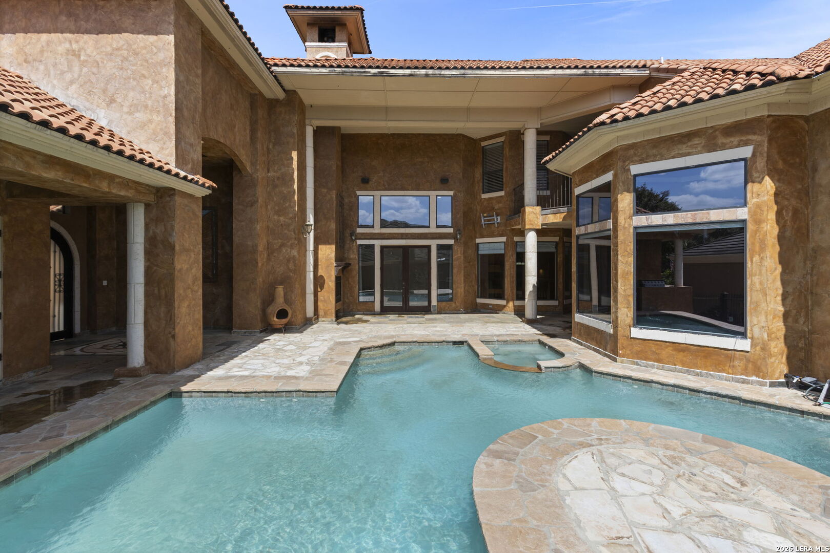 main property photo 51