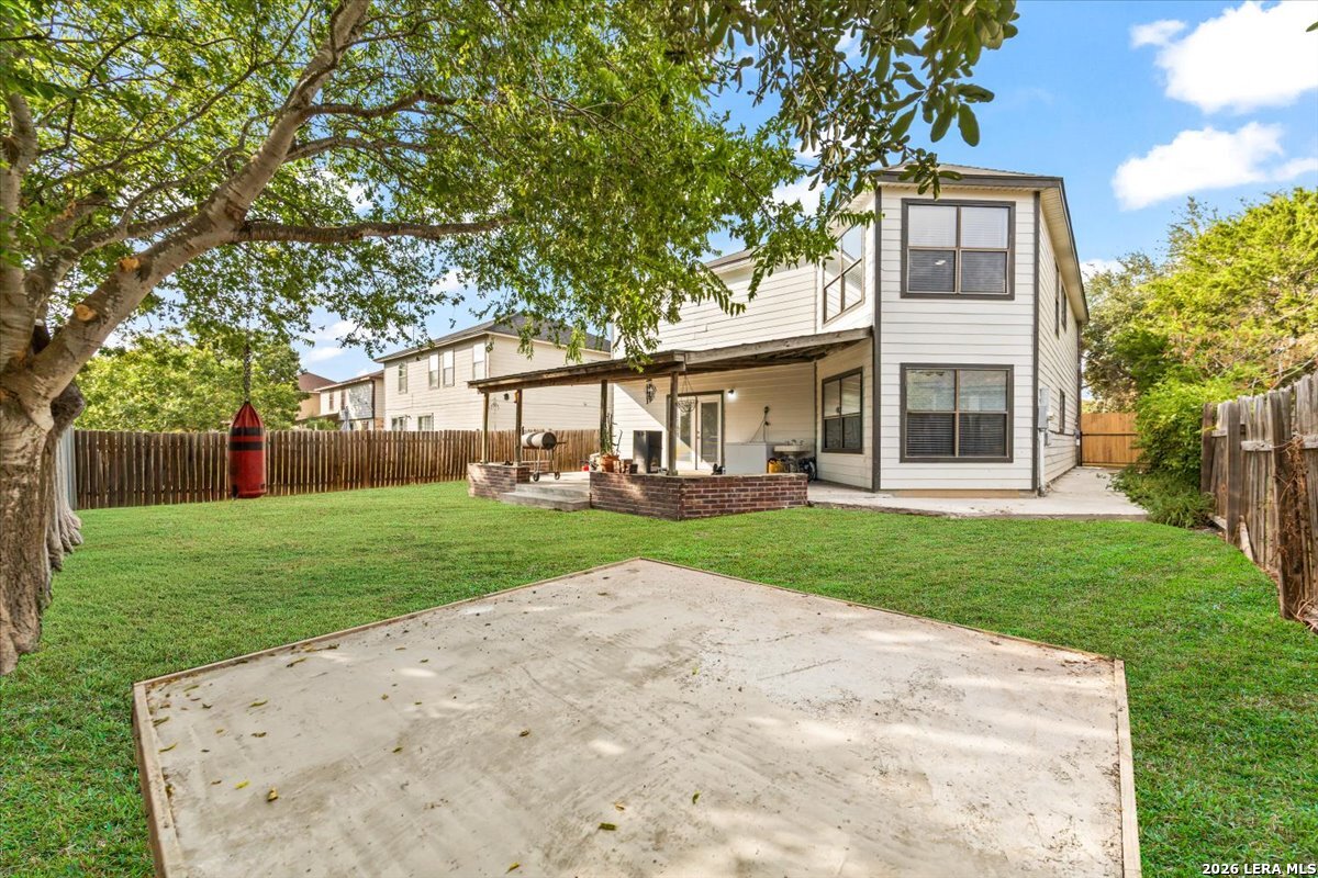 main property photo 30