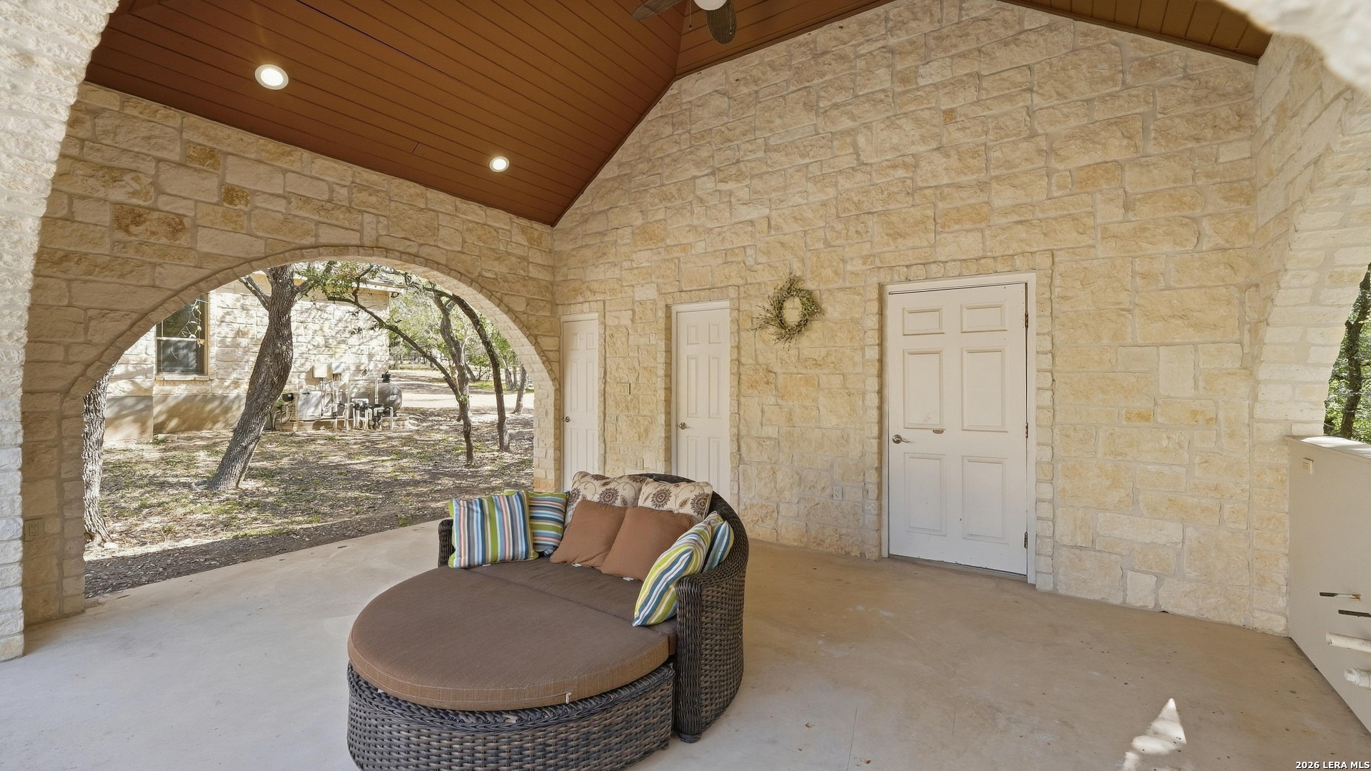 main property photo 68