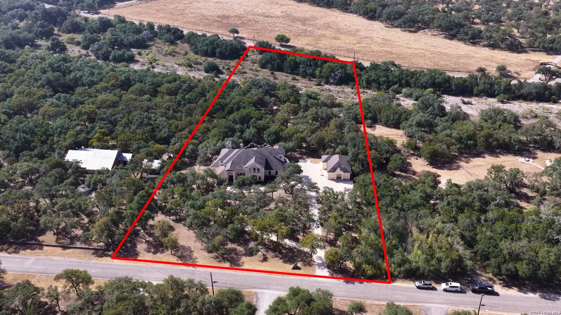 main property photo 89