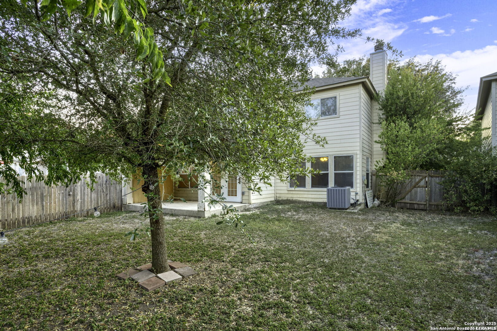 main property photo 22