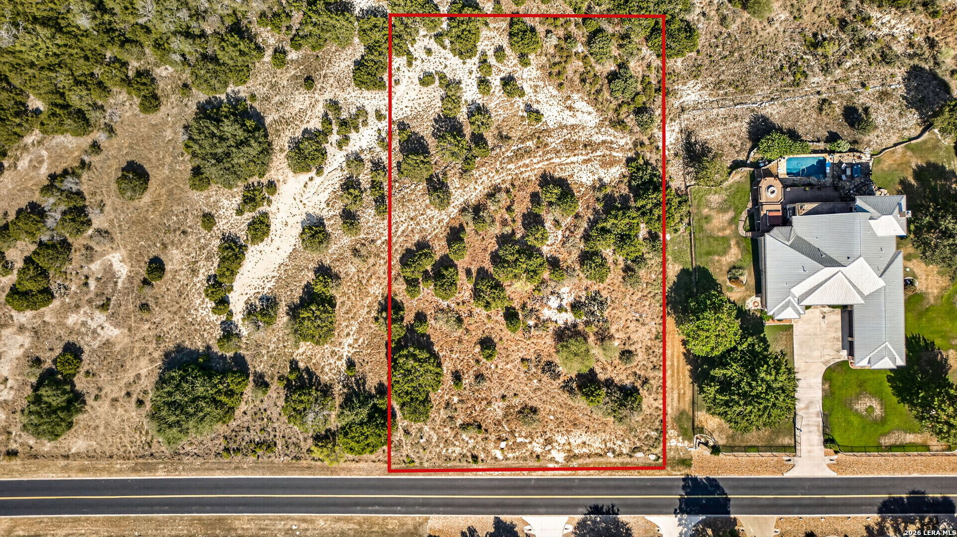 main property photo 12