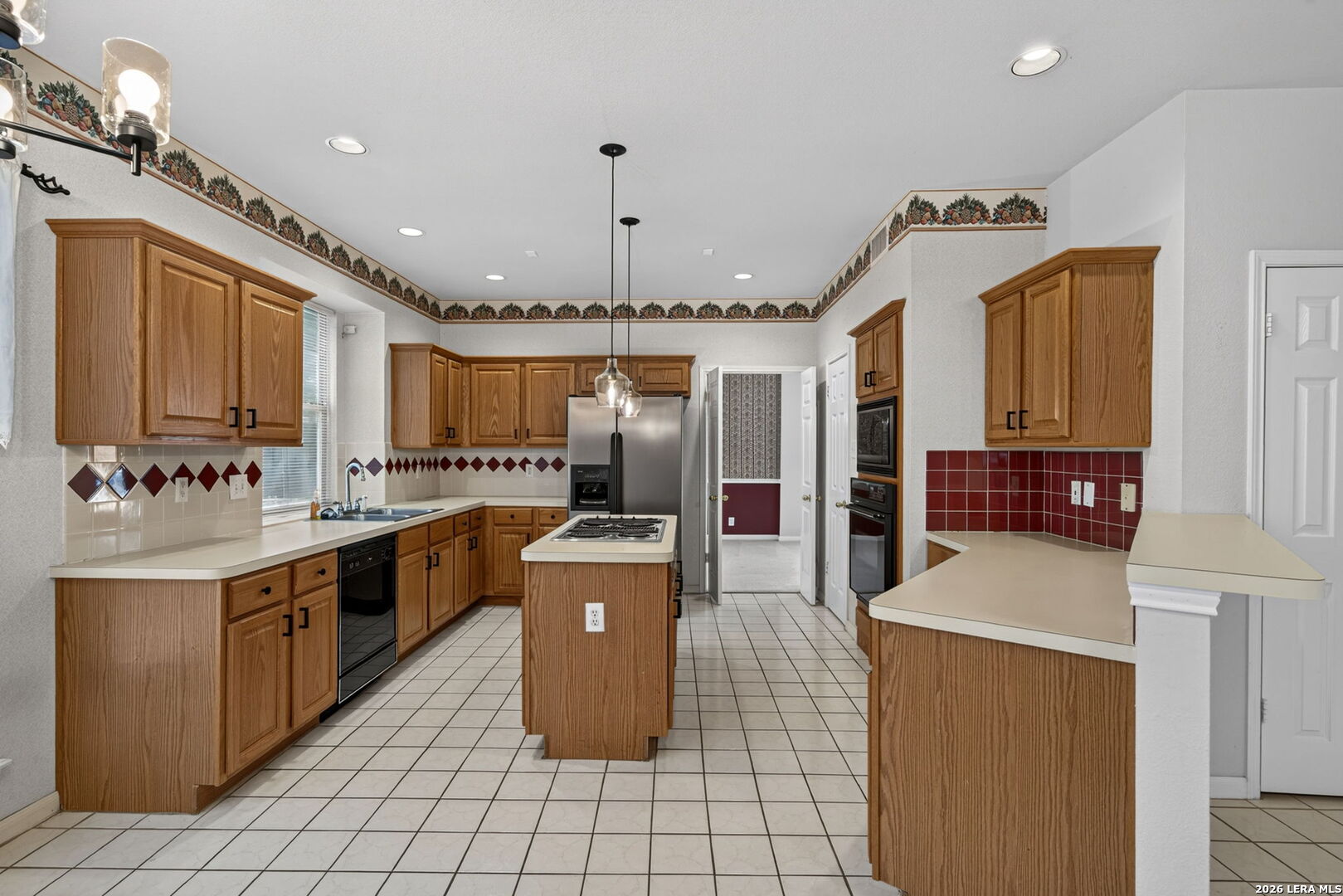 main property photo 10