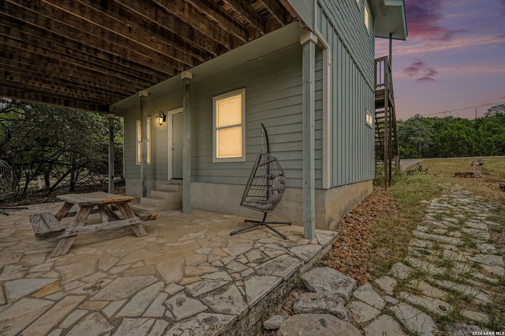 main property photo 29