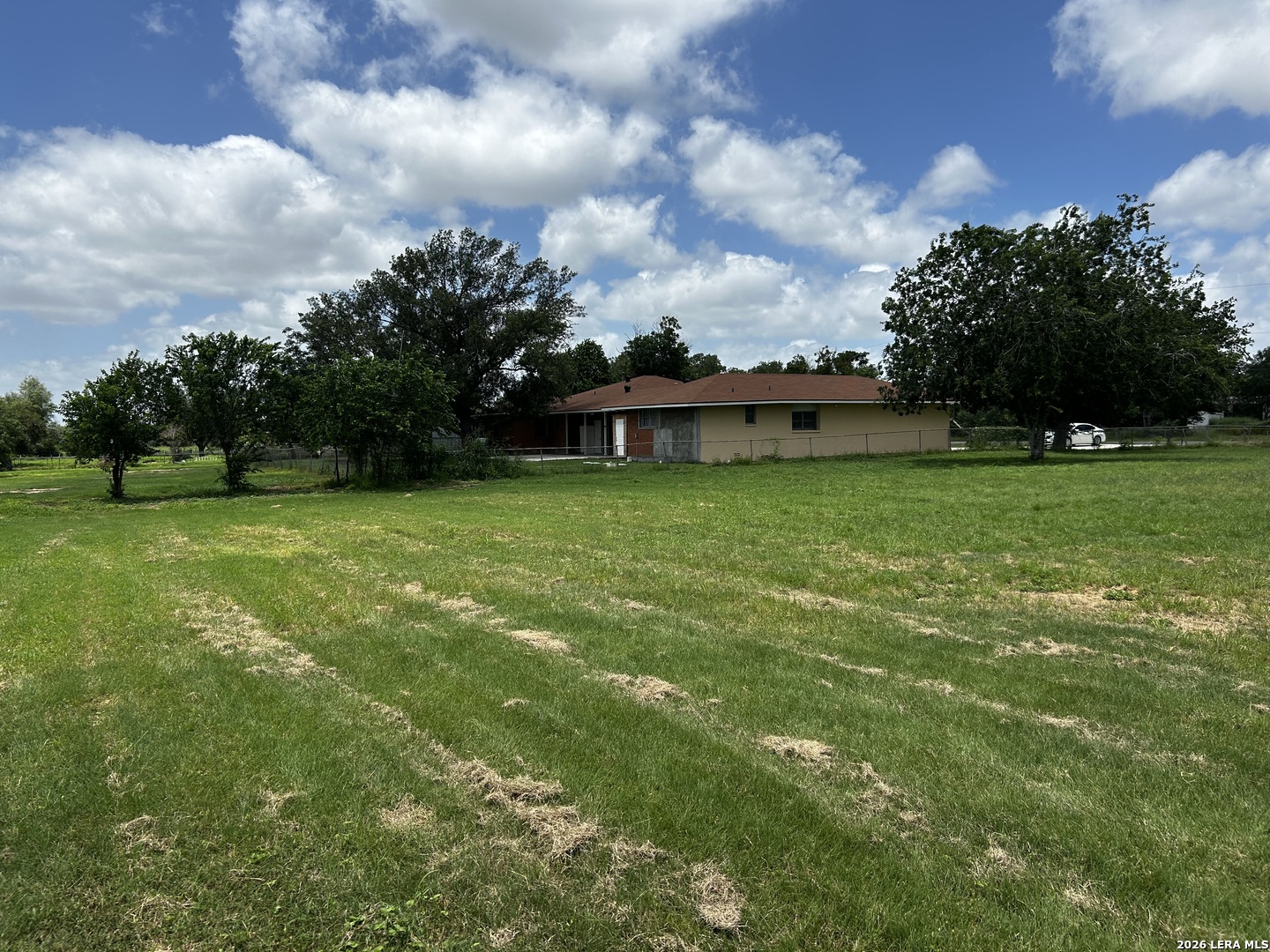 main property photo 12