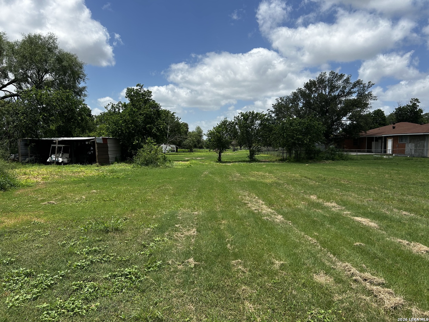 main property photo 13