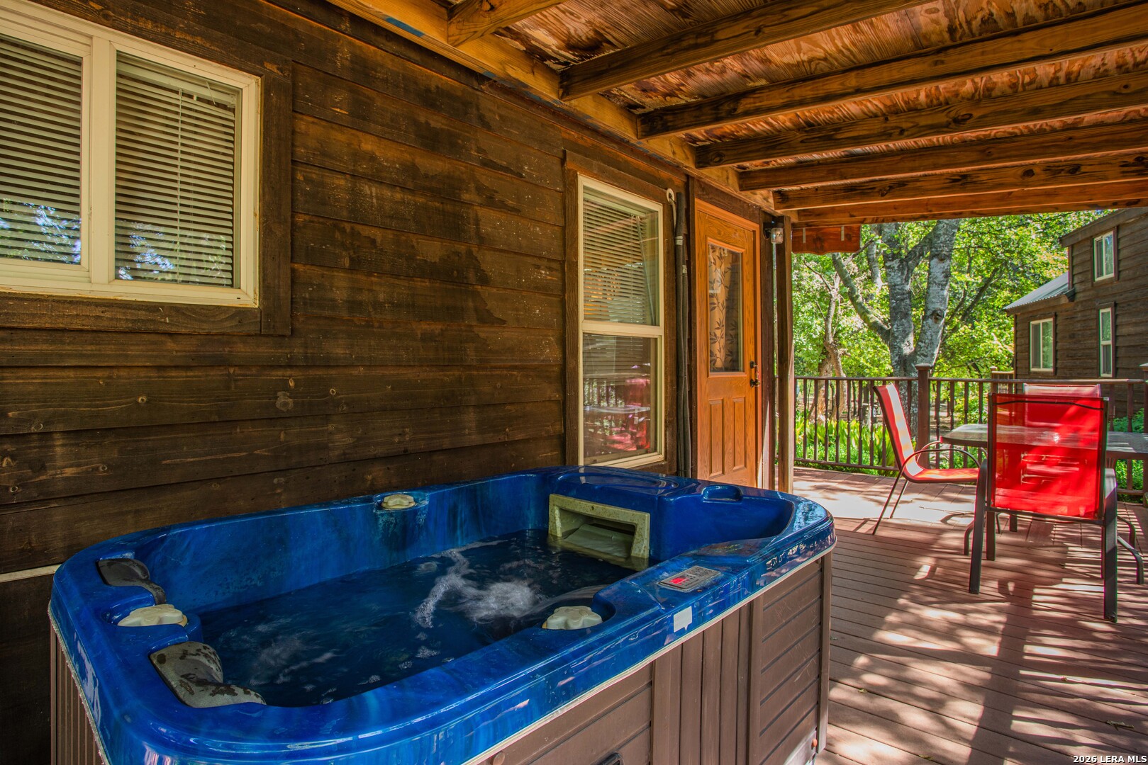 main property photo 18