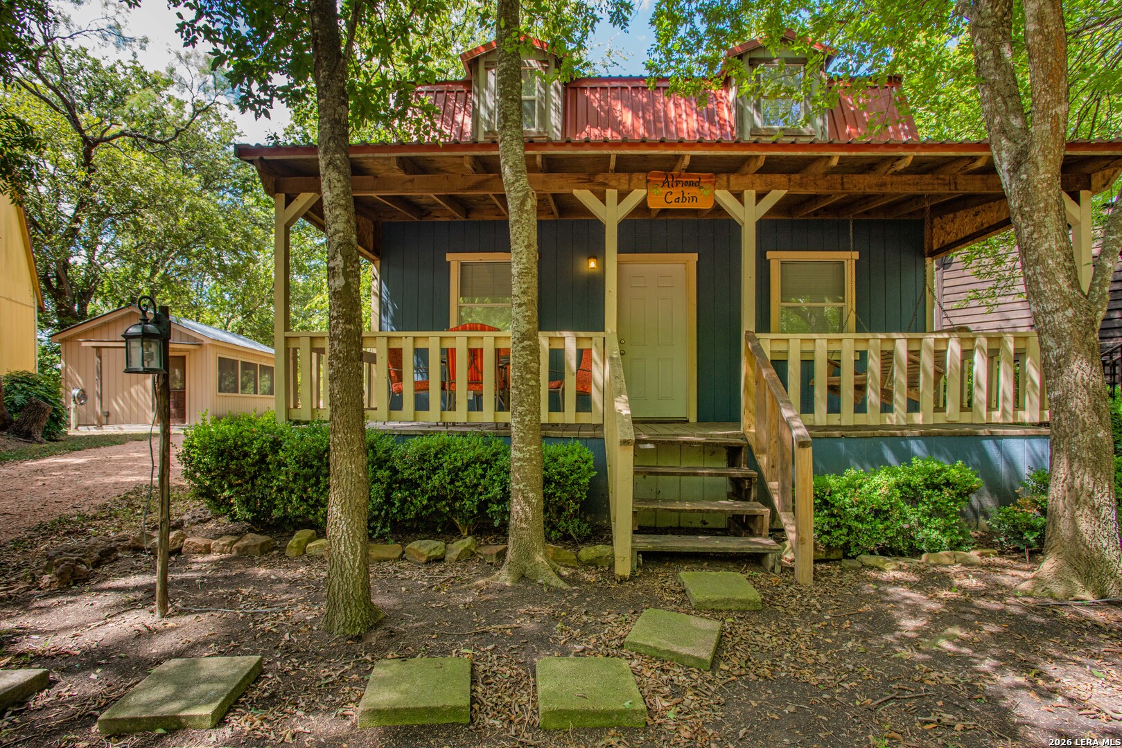 main property photo 7