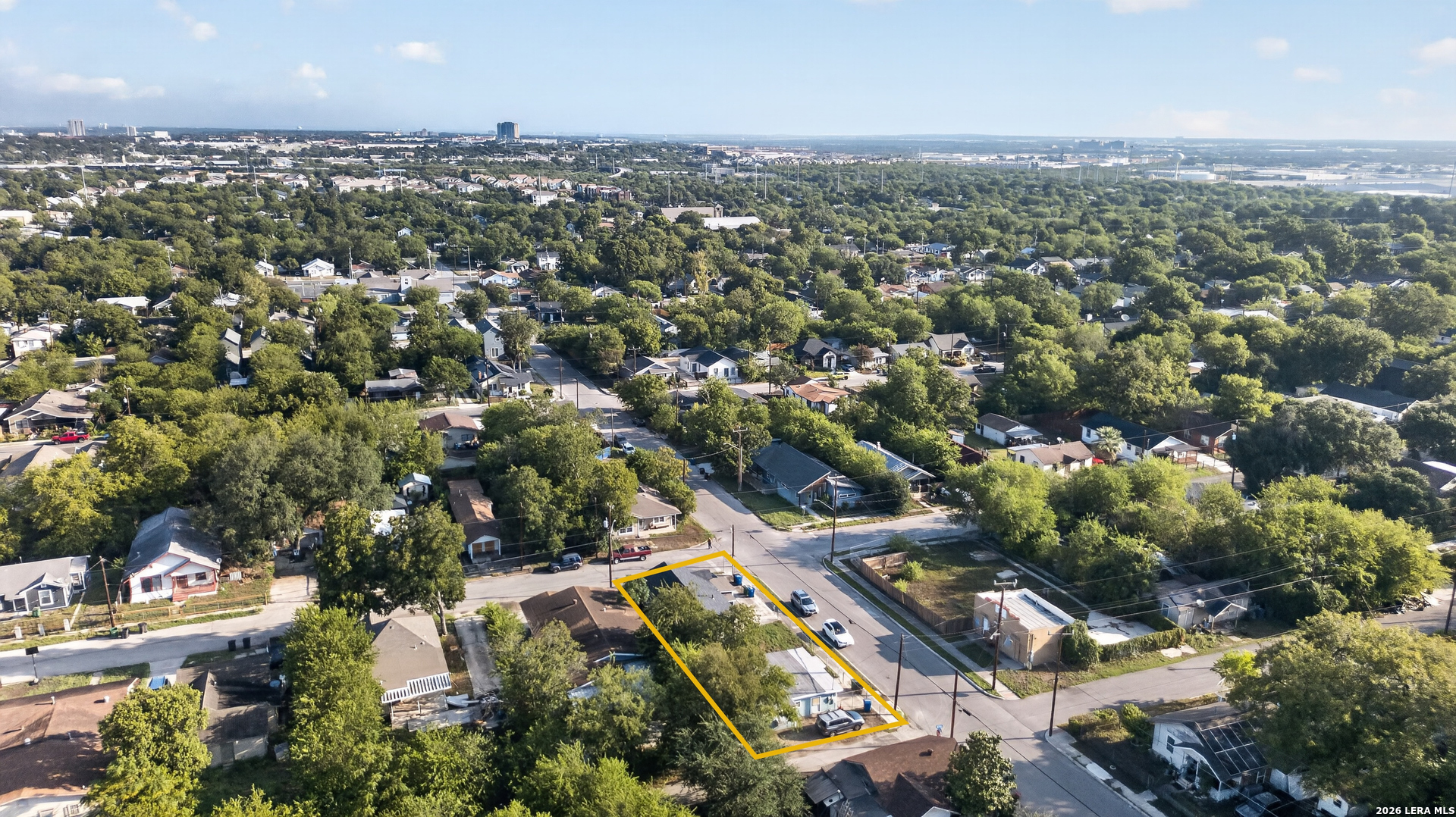 main property photo 10