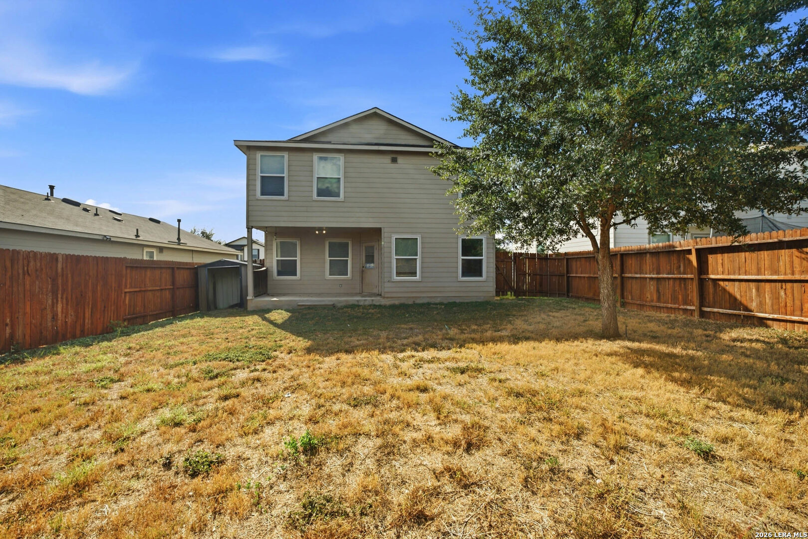 main property photo 16