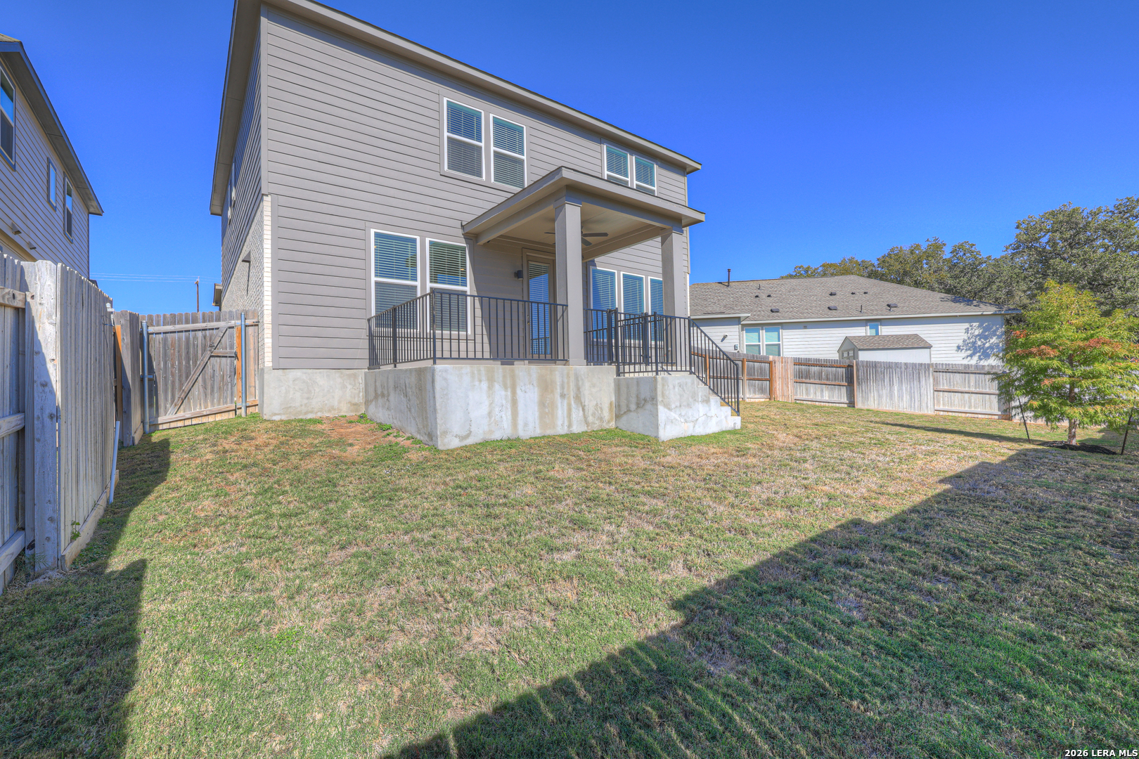 main property photo 35