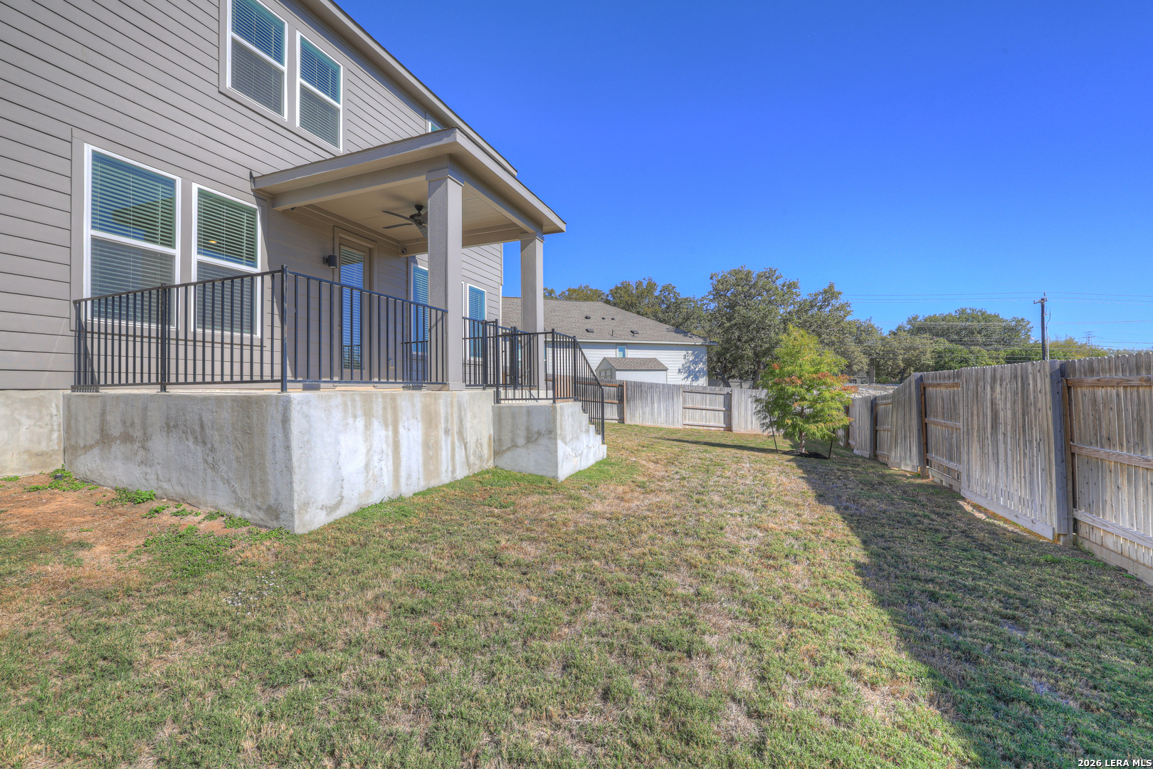 main property photo 36