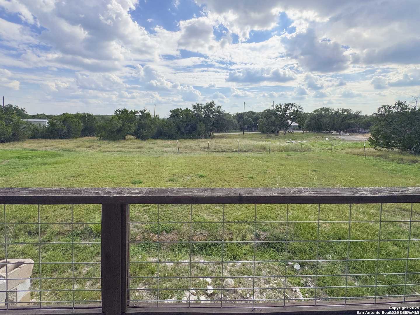 main property photo 20