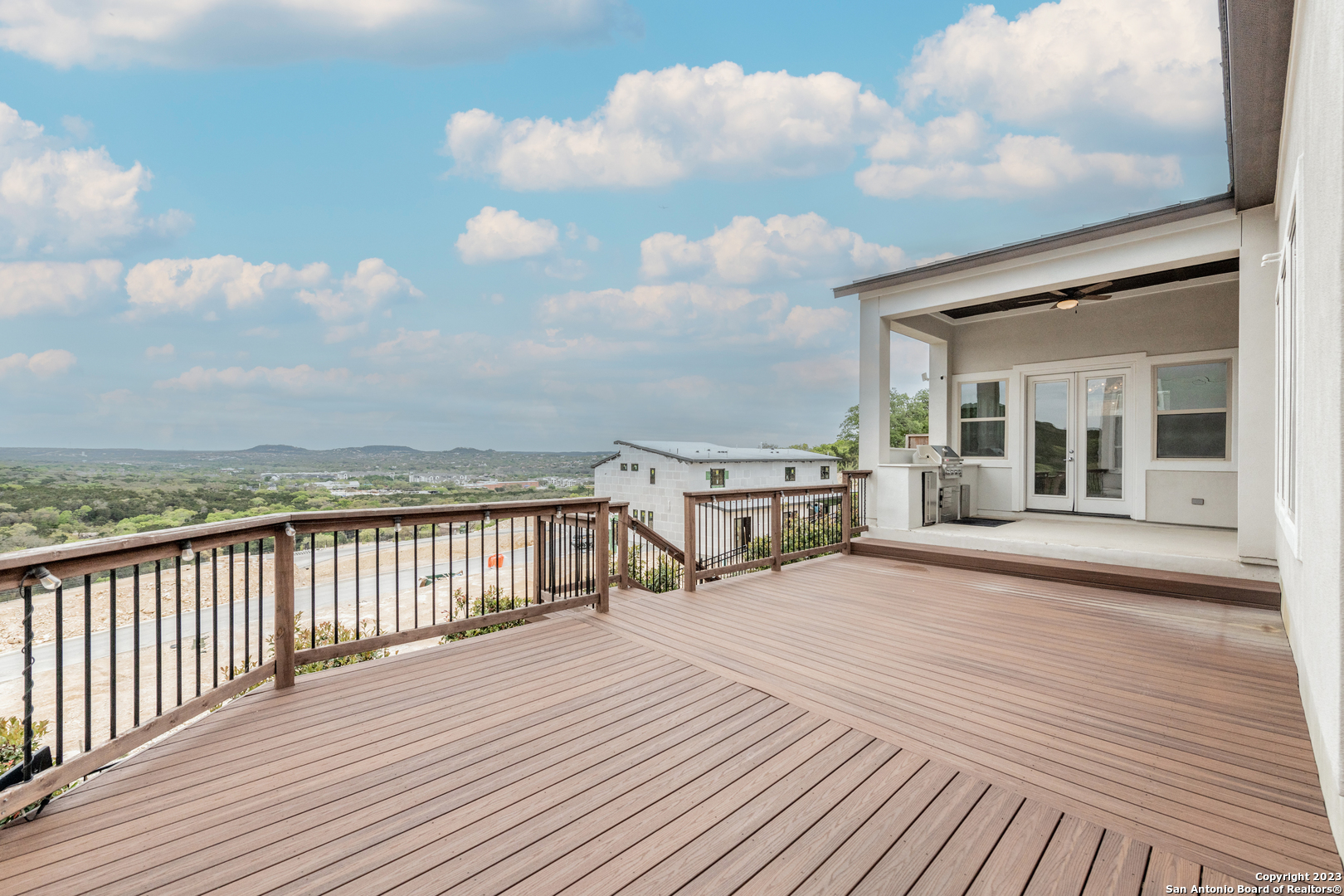 main property photo 47