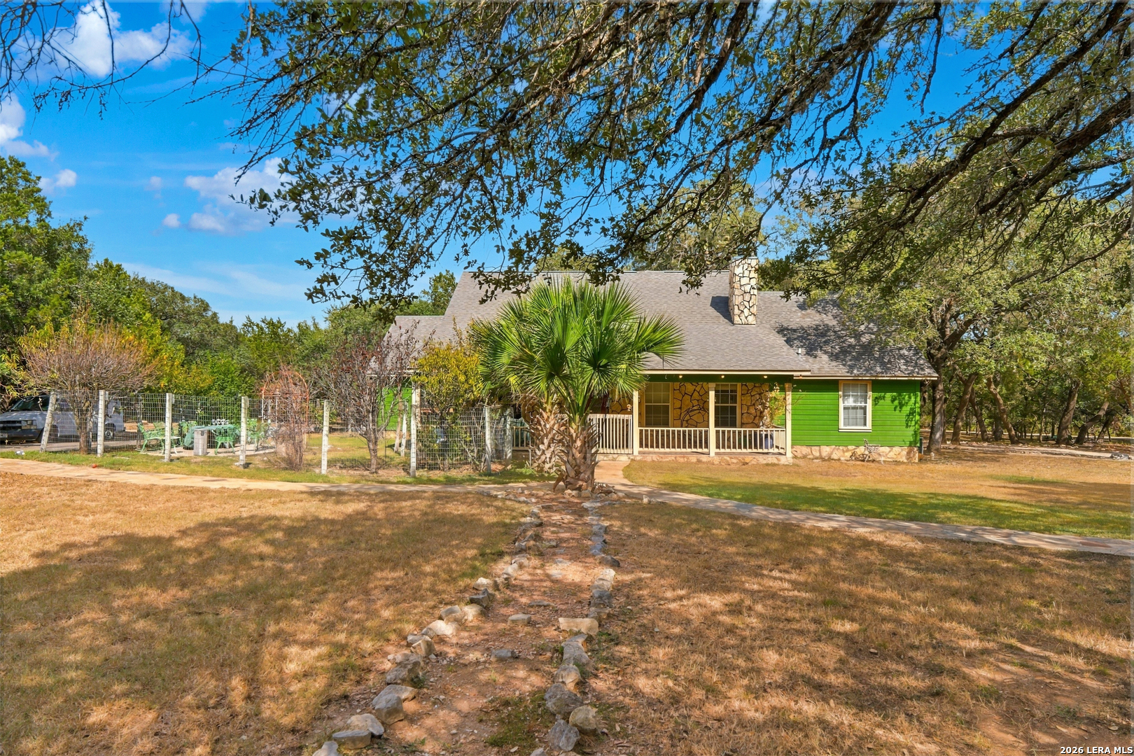 main property photo 1