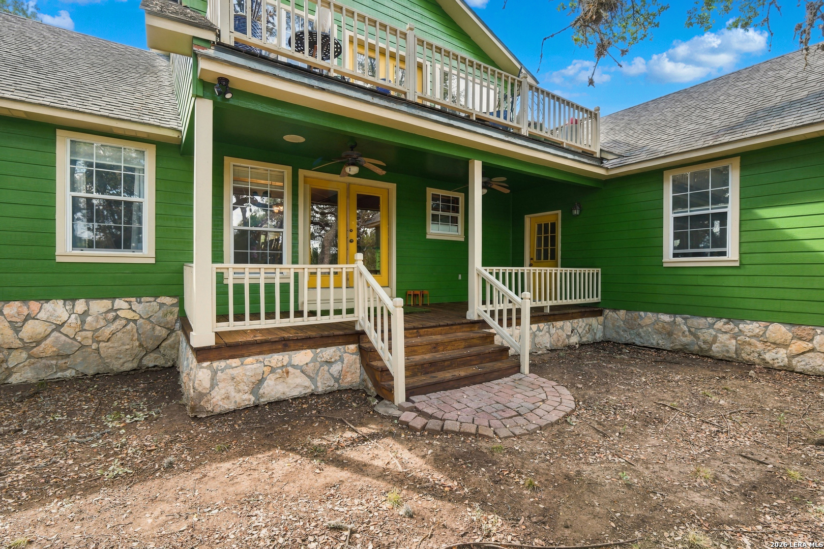 main property photo 17