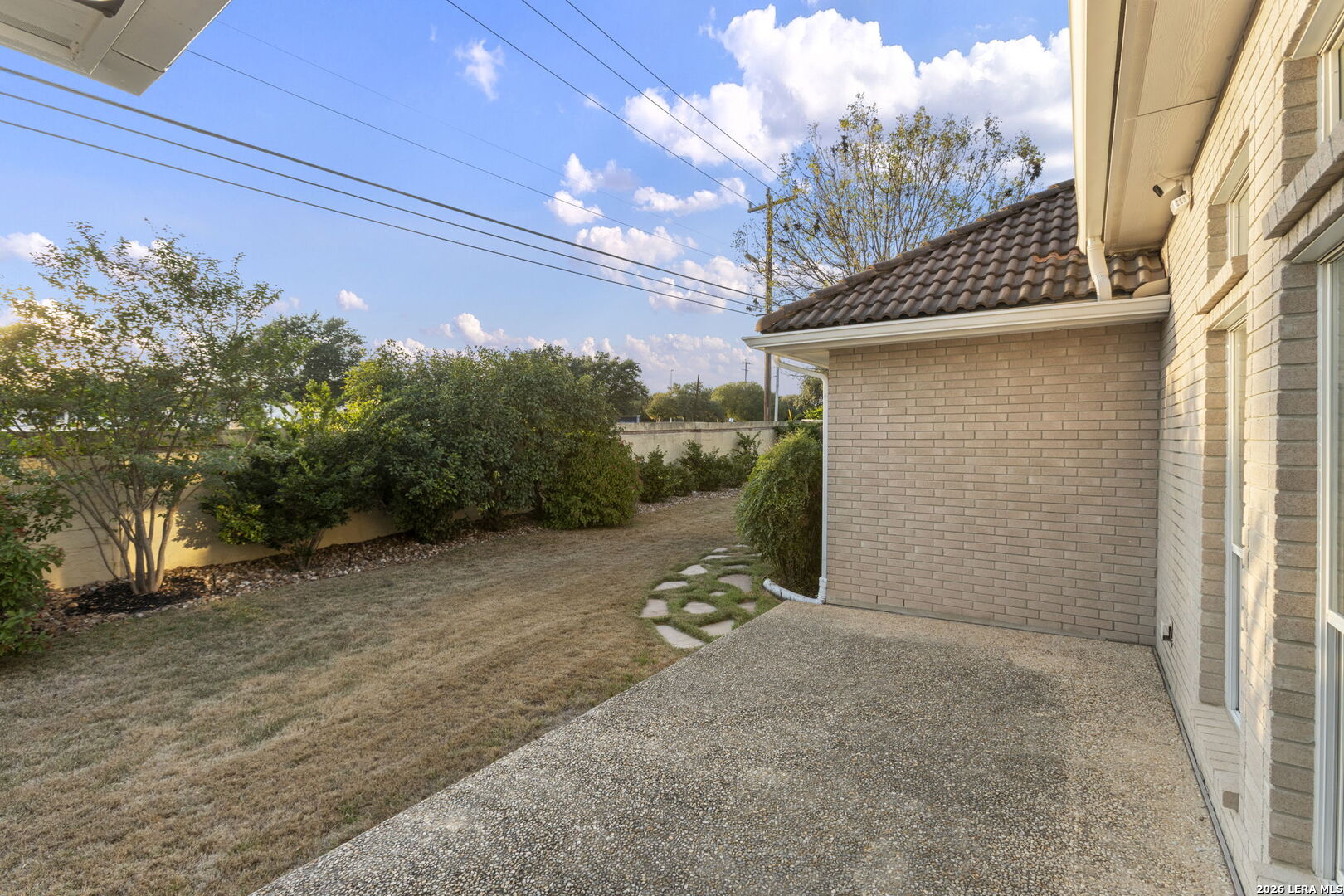 main property photo 51