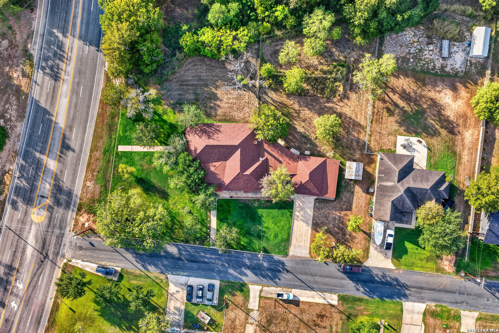 main property photo 39