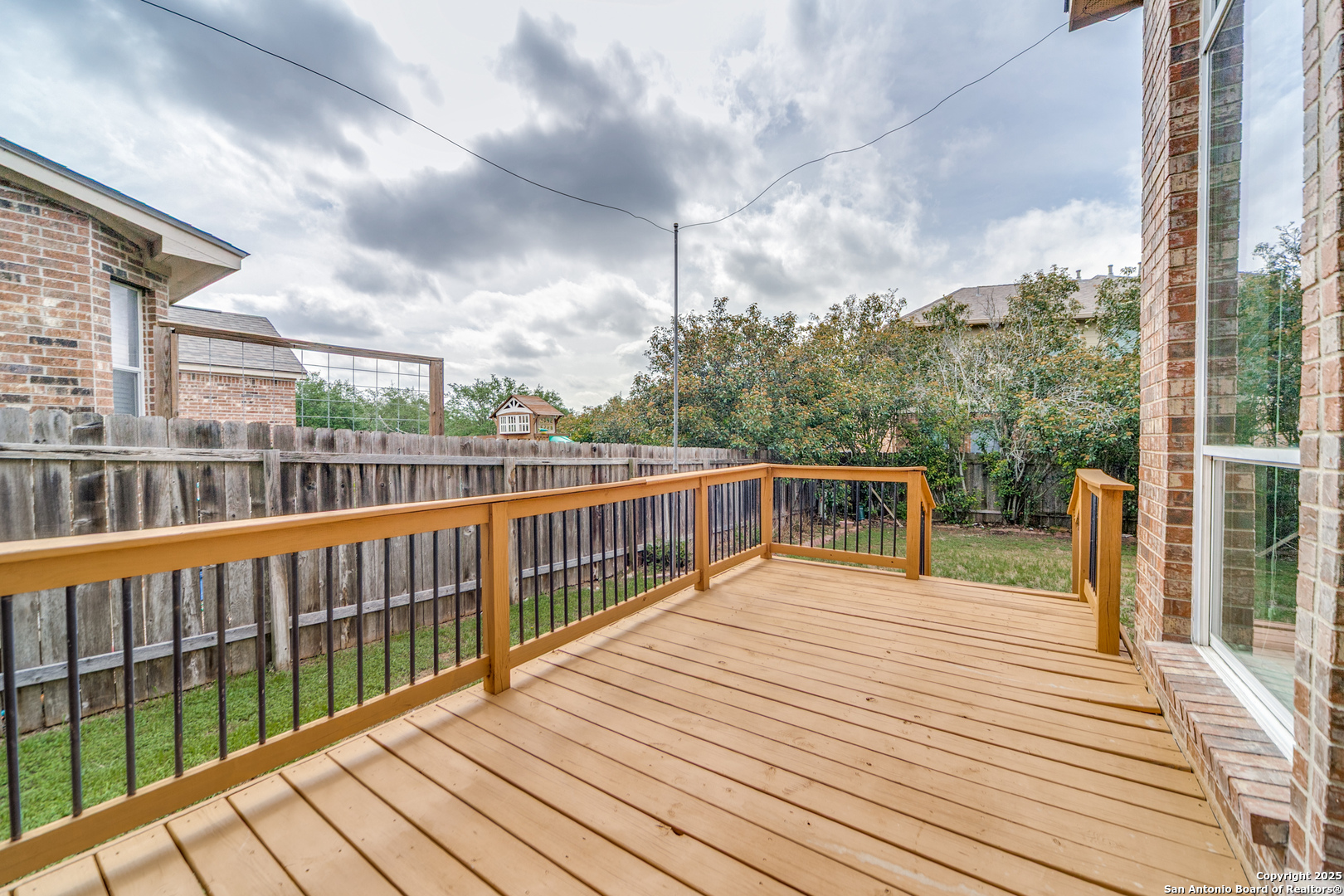 main property photo 22