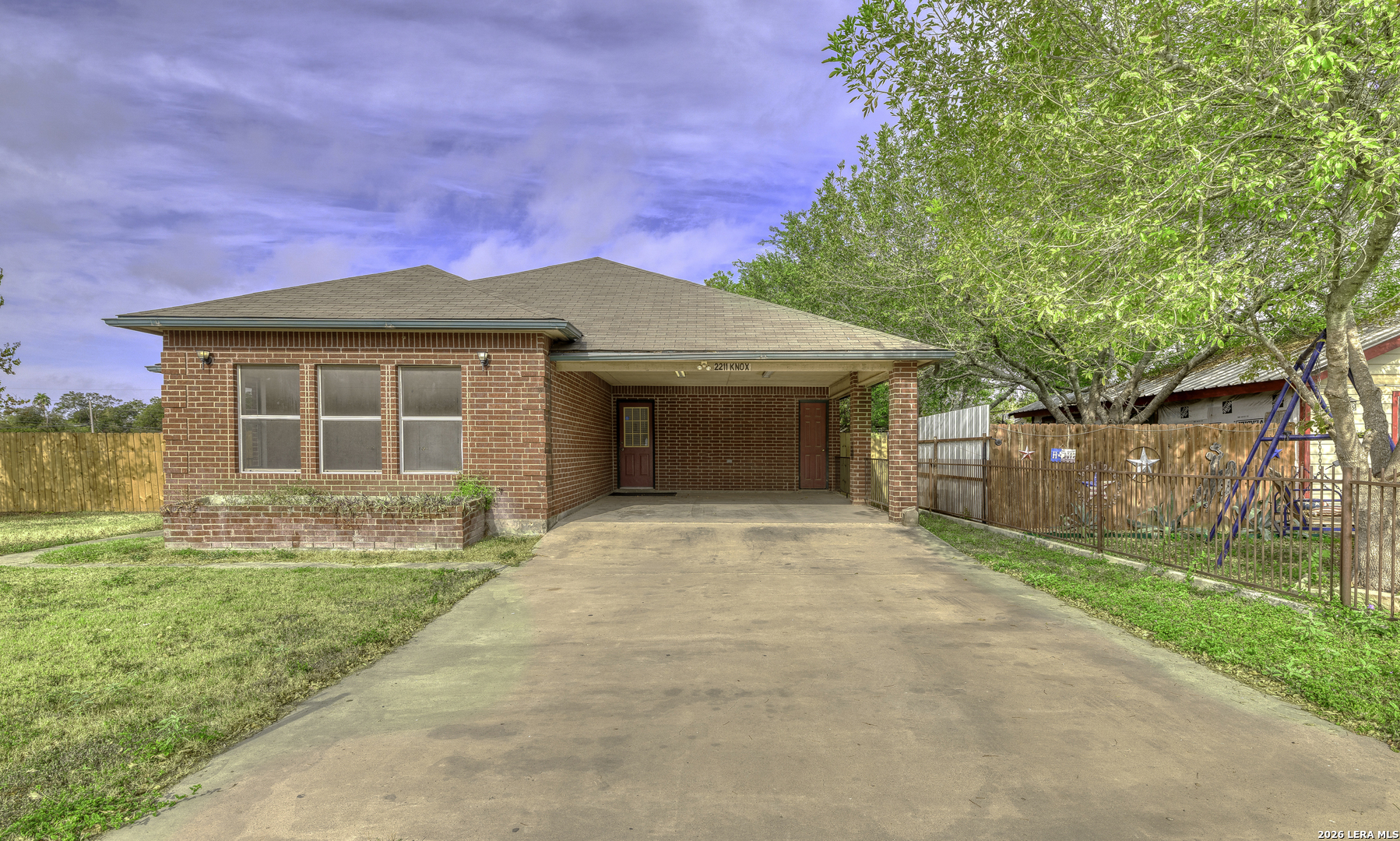 main property photo 4