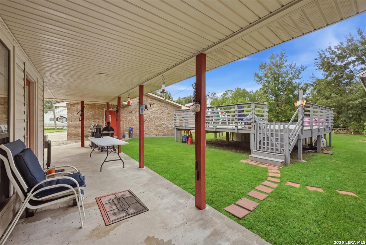 main property photo 37