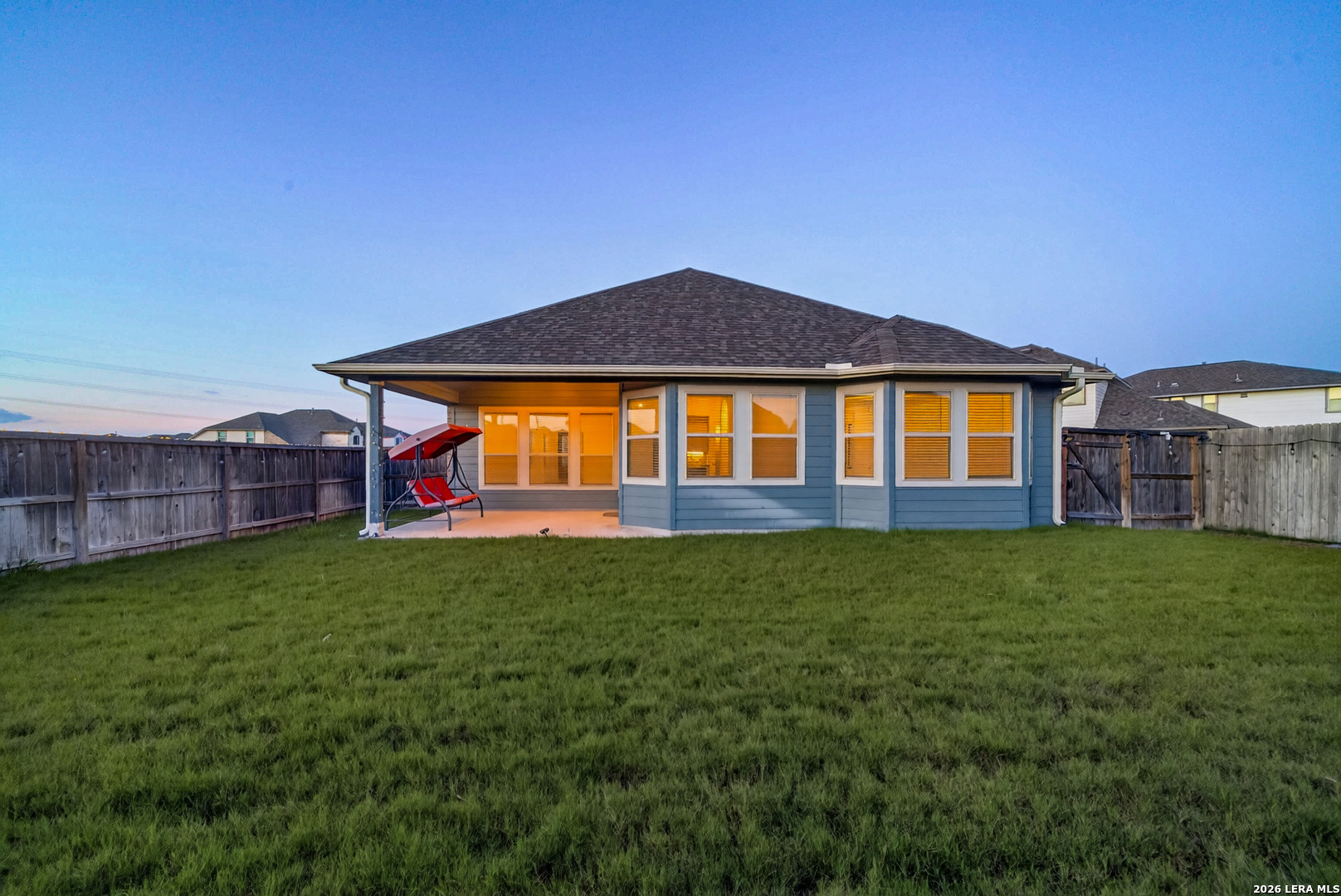 main property photo 23