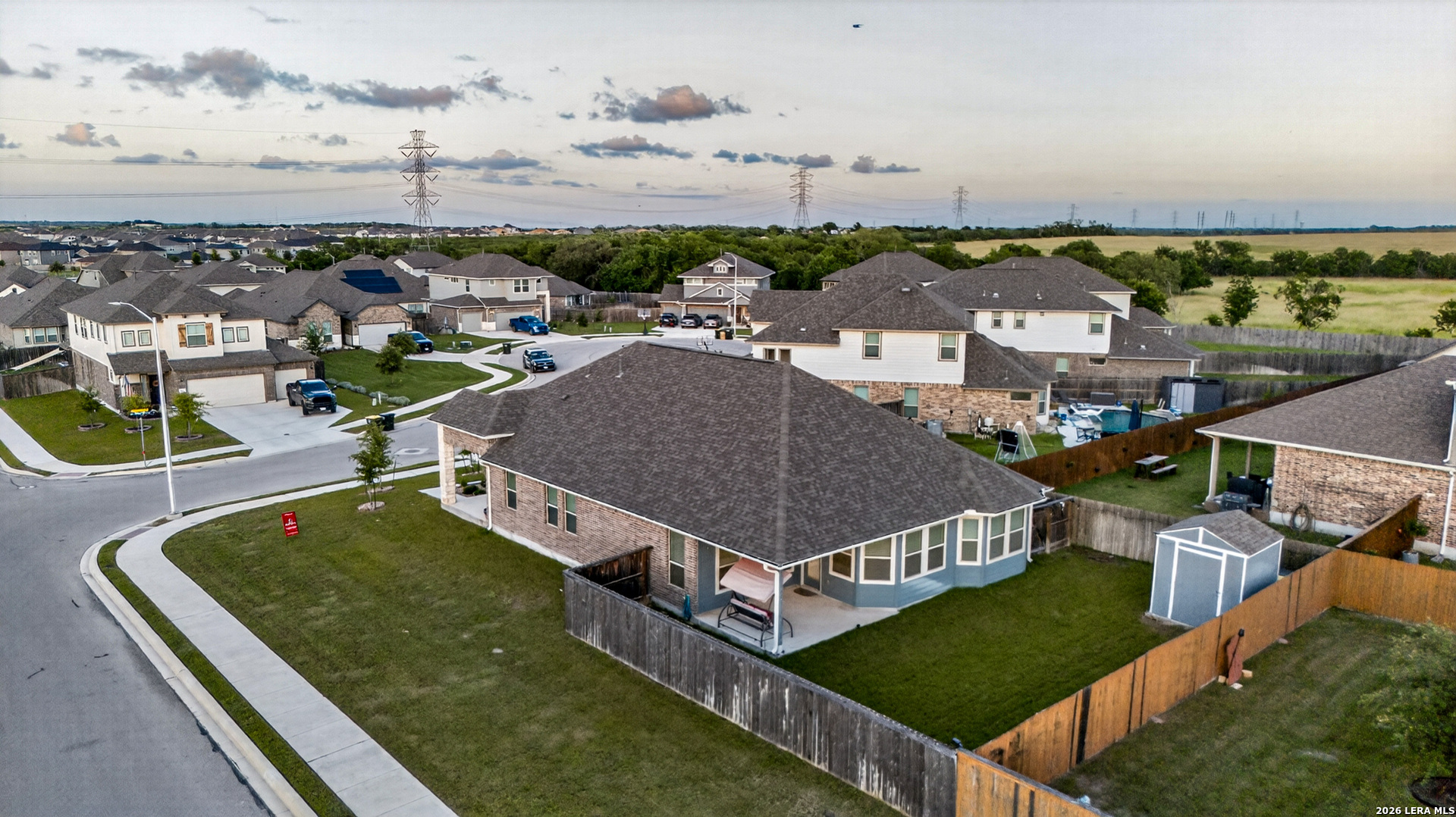 main property photo 31