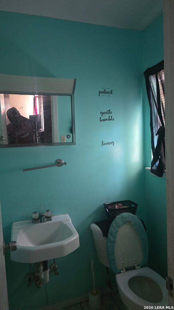 main property photo 6