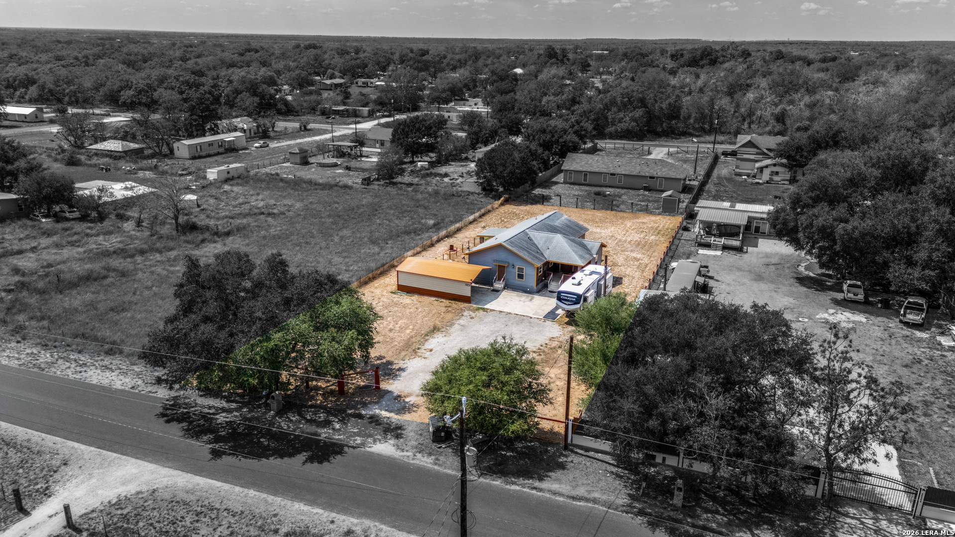 main property photo 24