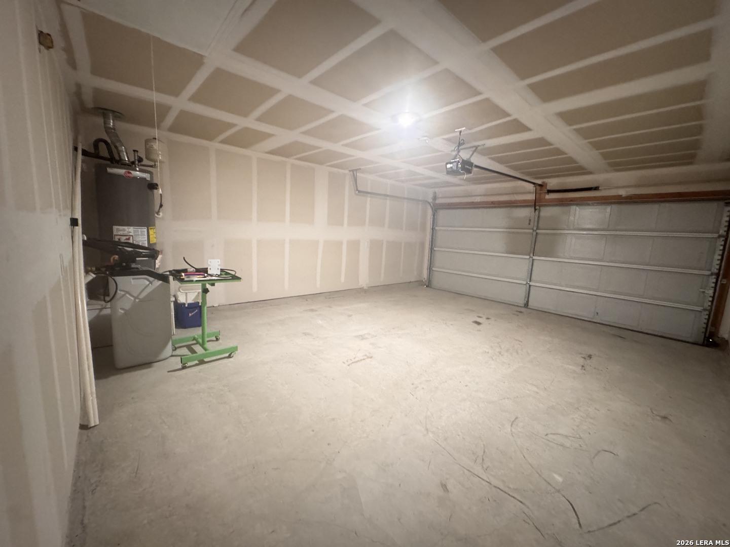 main property photo 12
