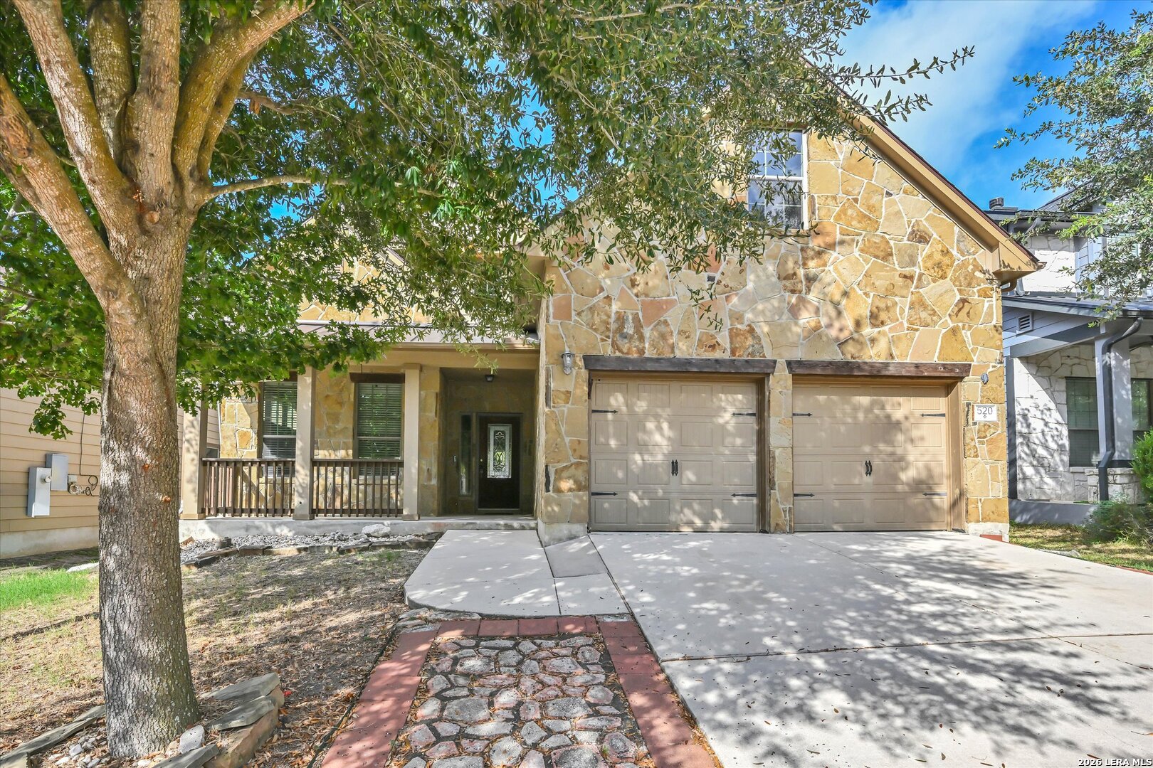 main property photo 8