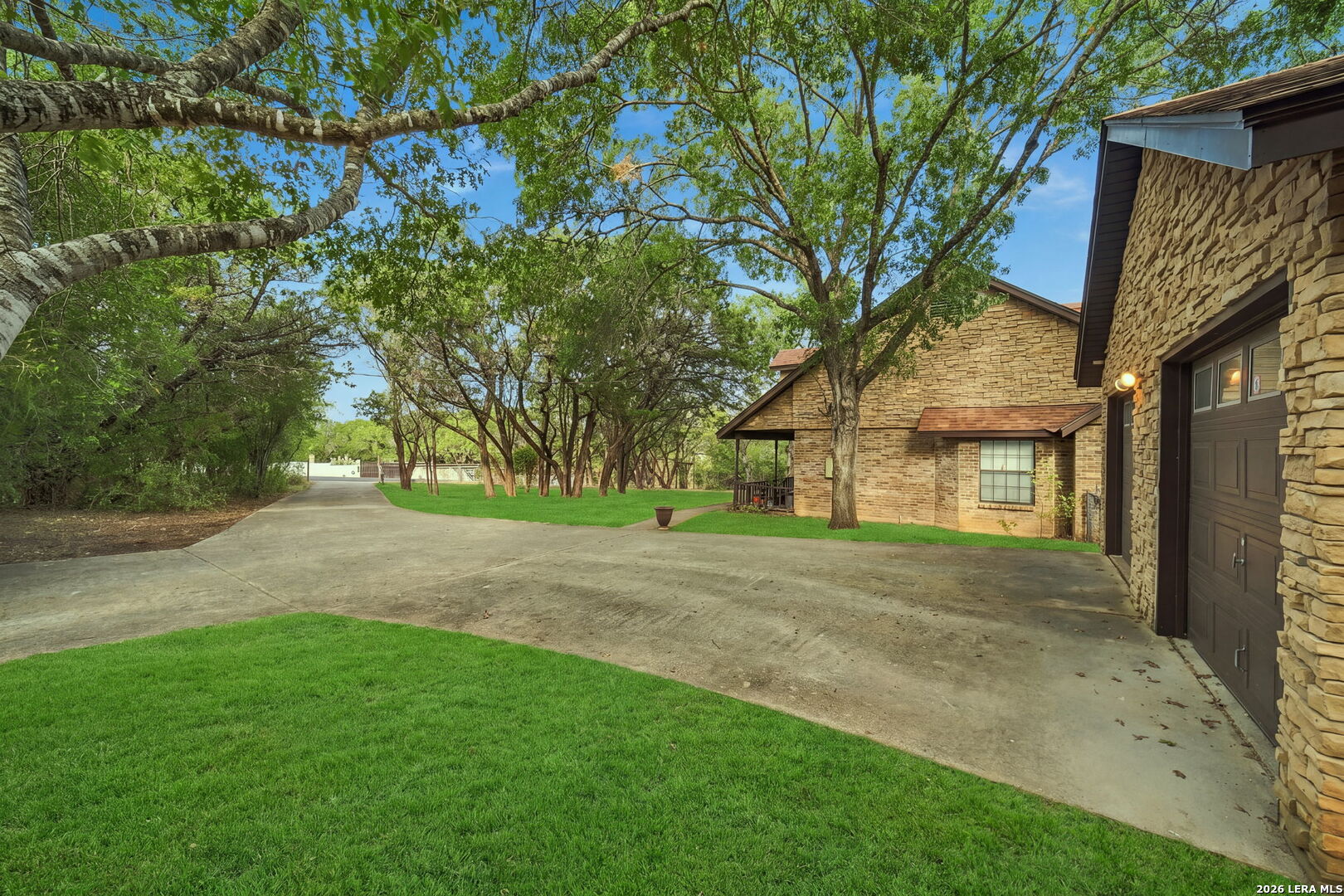 main property photo 42