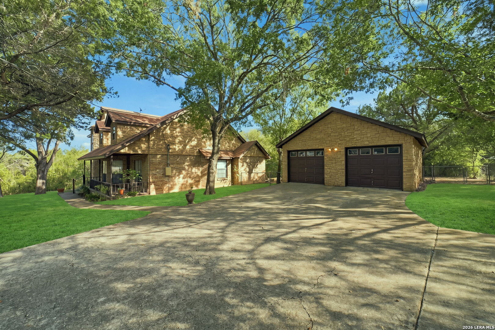 main property photo 44