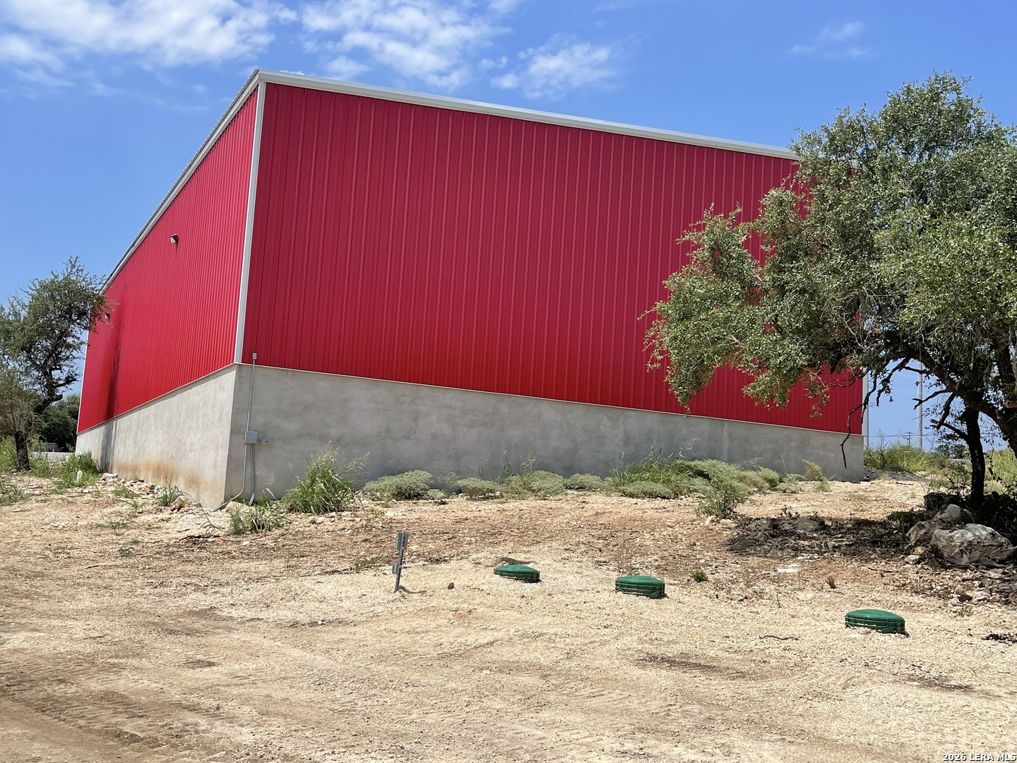 main property photo 3