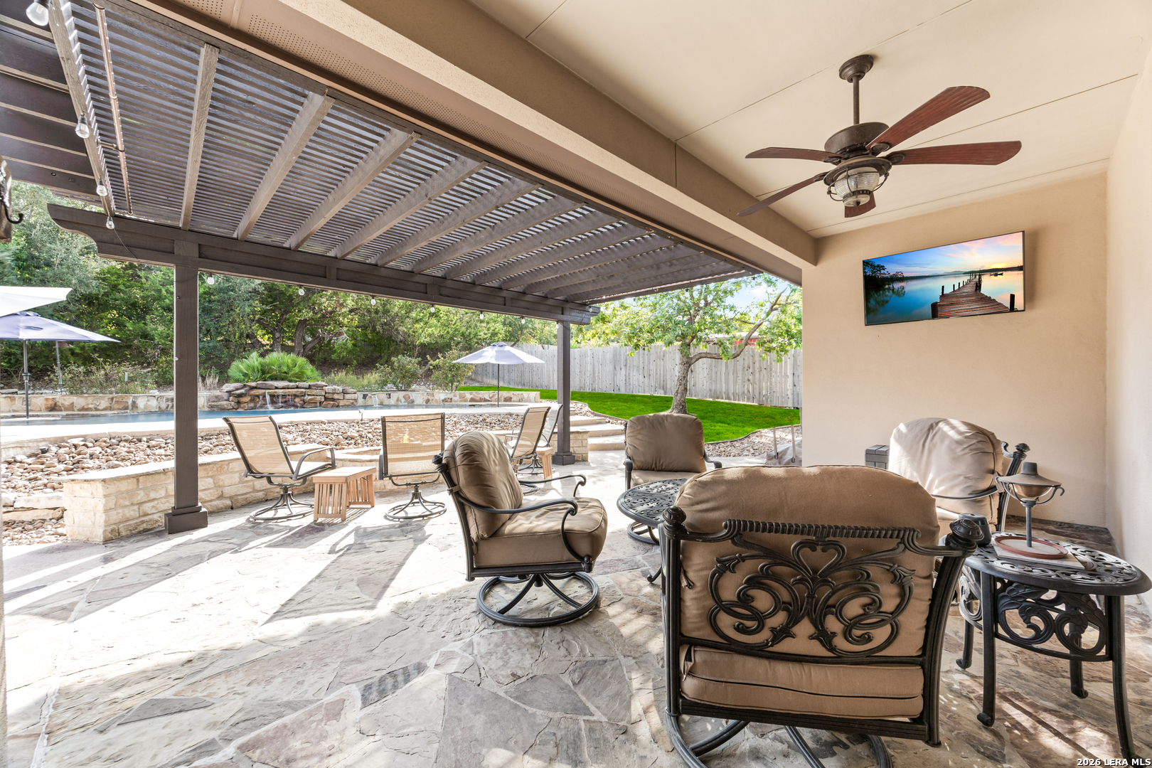 main property photo 44