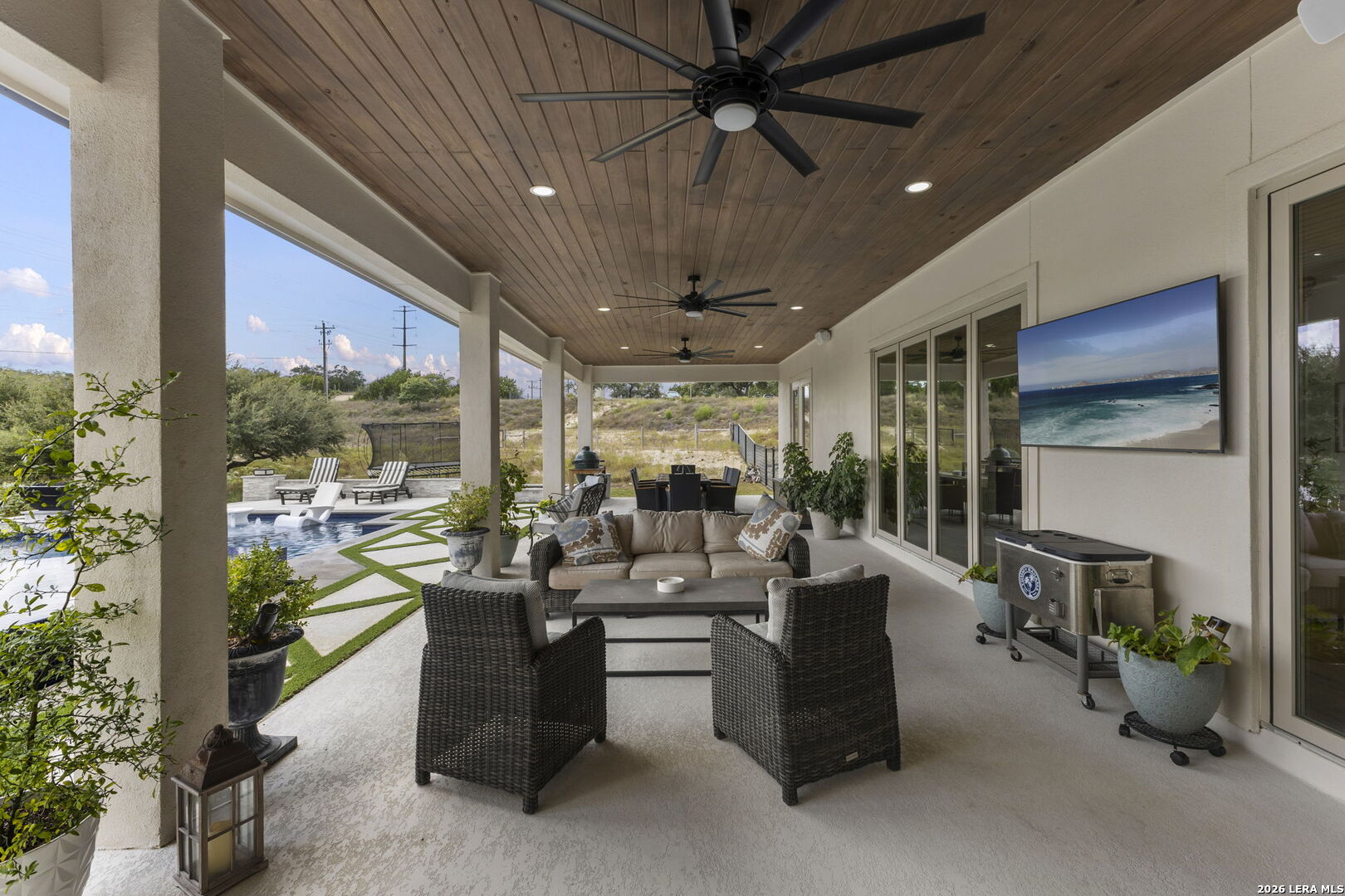 main property photo 57