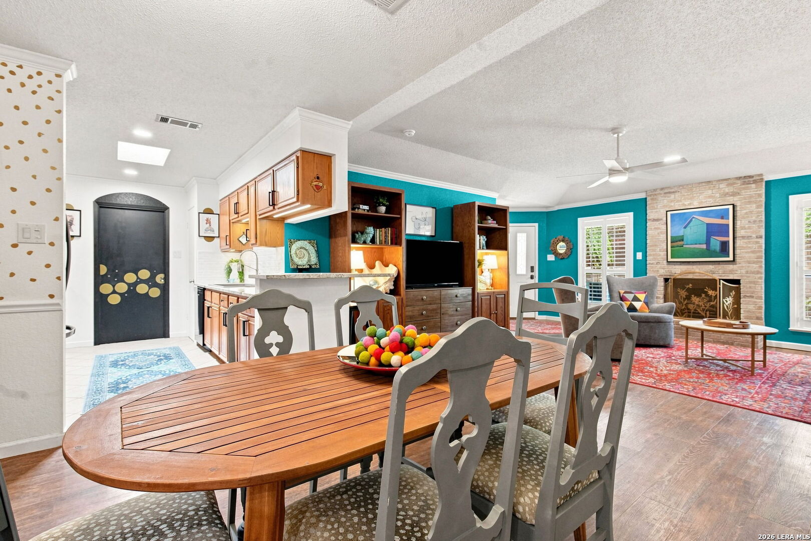 main property photo 8